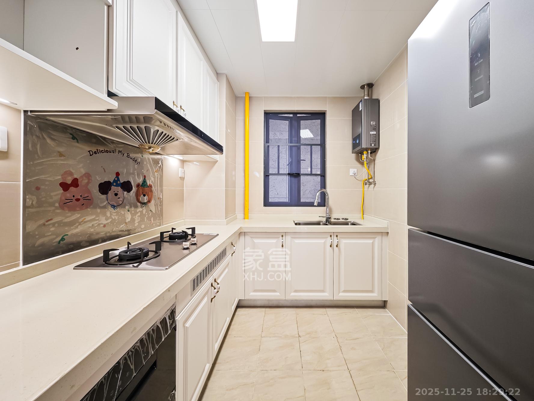 恒大御景天下城二期  3室2厅1卫    75.0万厨房