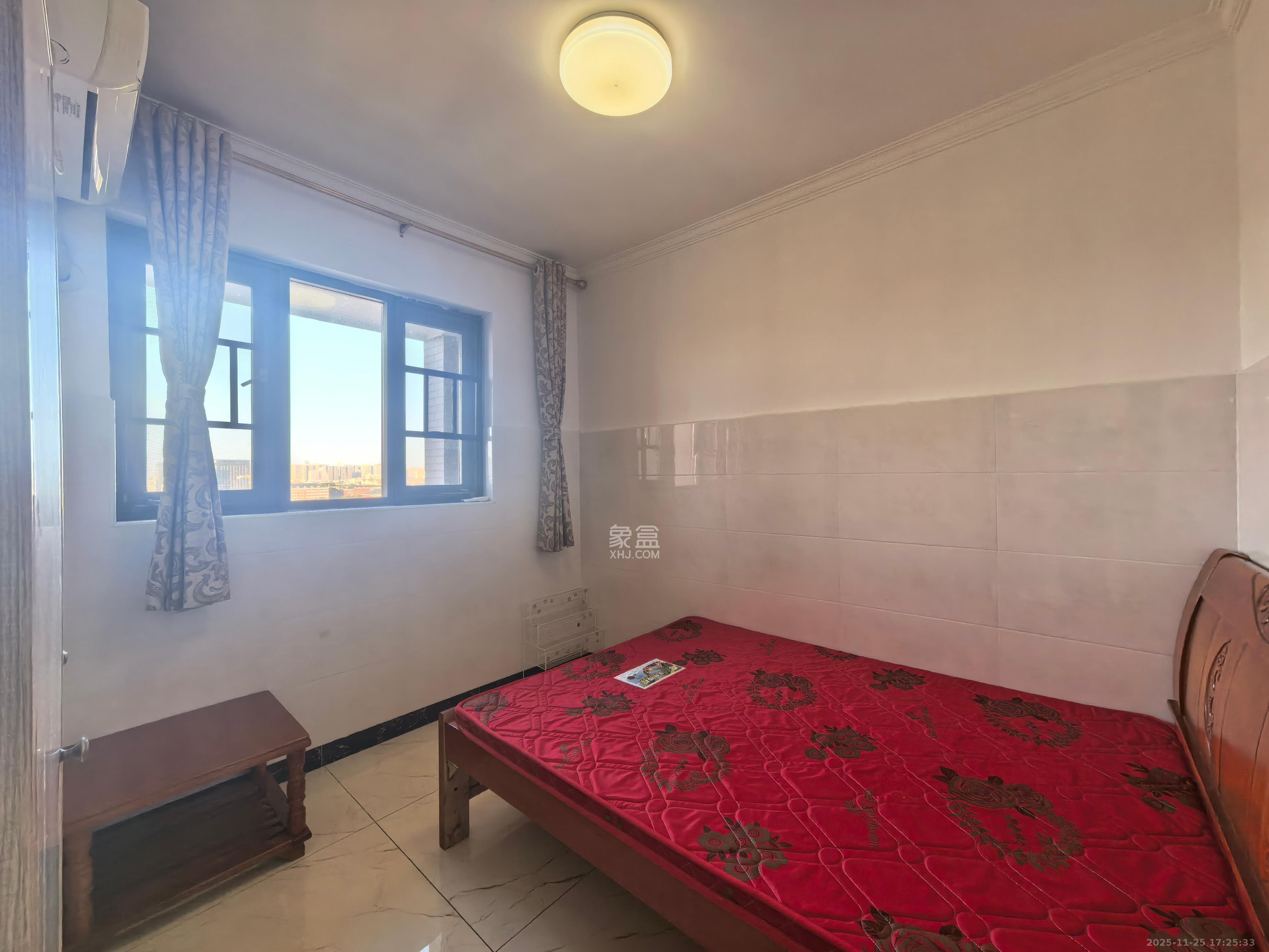 东岸梅园小区 2室2厅1卫 1800.0元/月 东岸梅园小区 2室2厅1卫 1800.0元/月室内图