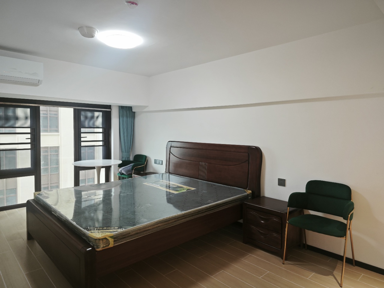 海航豪庭南苑 1室1厅2卫 2800.0元/月 海航豪庭南苑 1室1厅2卫 2800.0元/月室内图