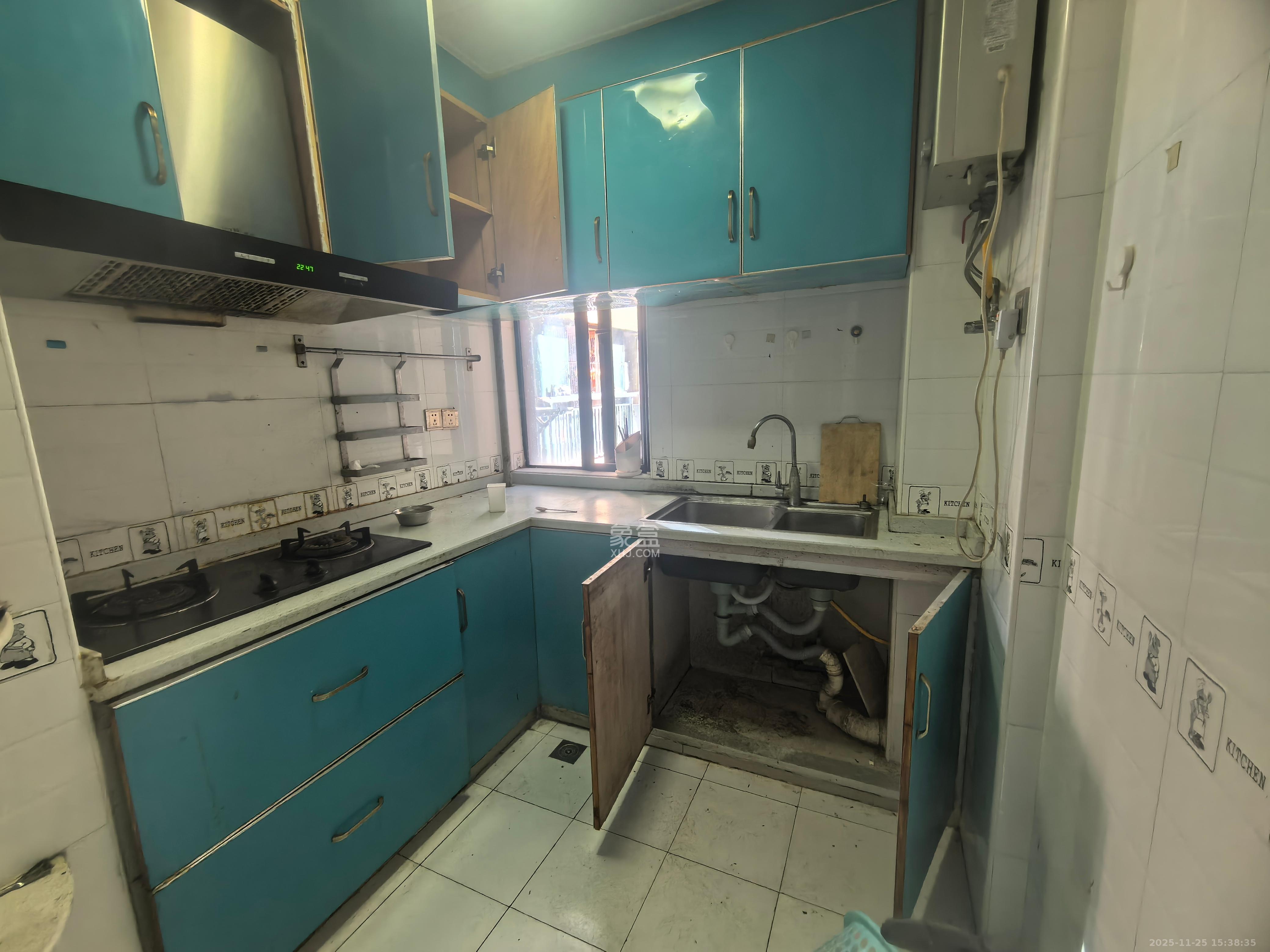 永祺西京  2室2厅1卫    2300.0元/月室内图