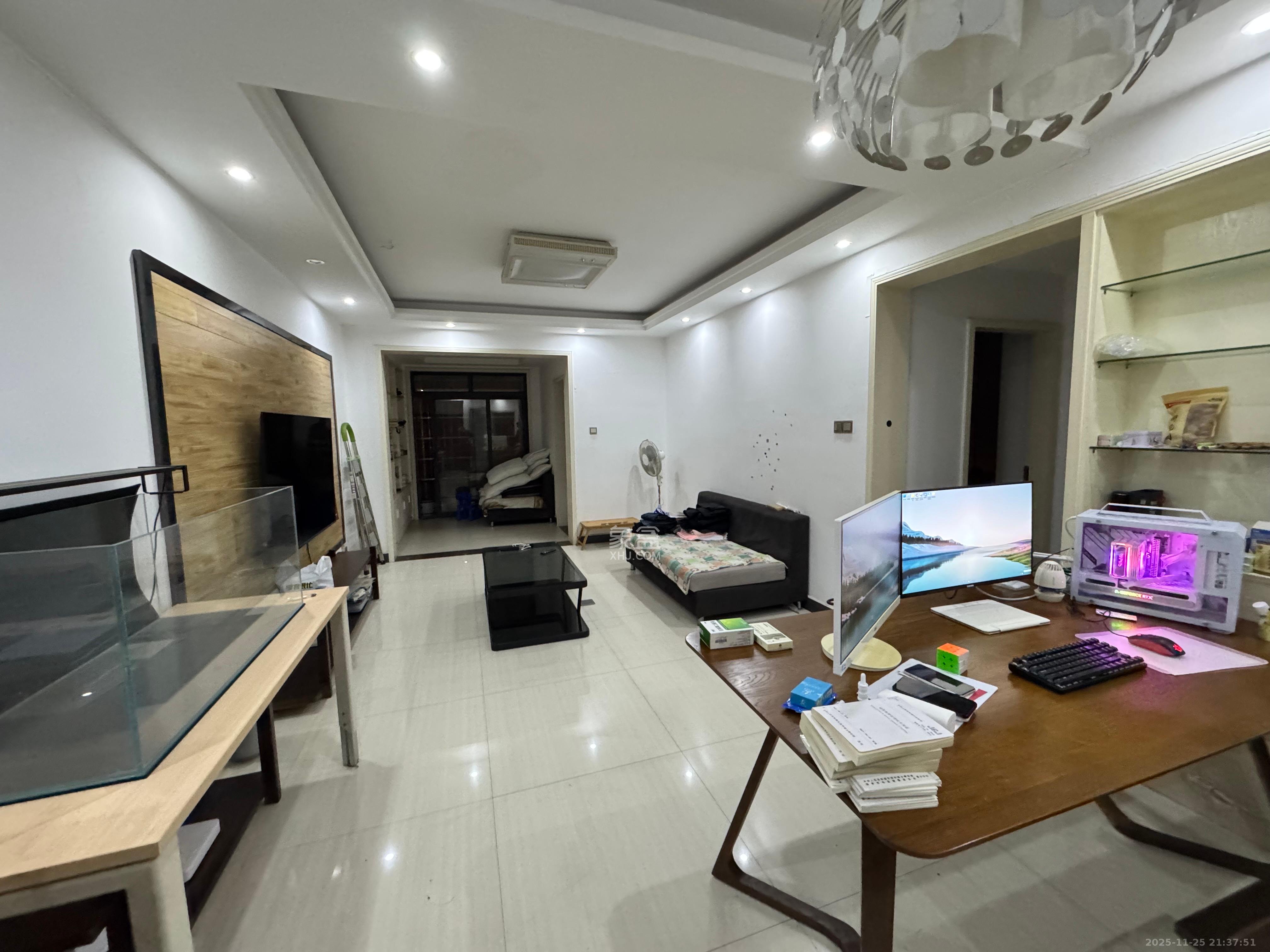 乾城(兴旺乾城) 3室1厅1卫 2700.0元/月 乾城(兴旺乾城) 3室1厅1卫 2700.0元/月室内图