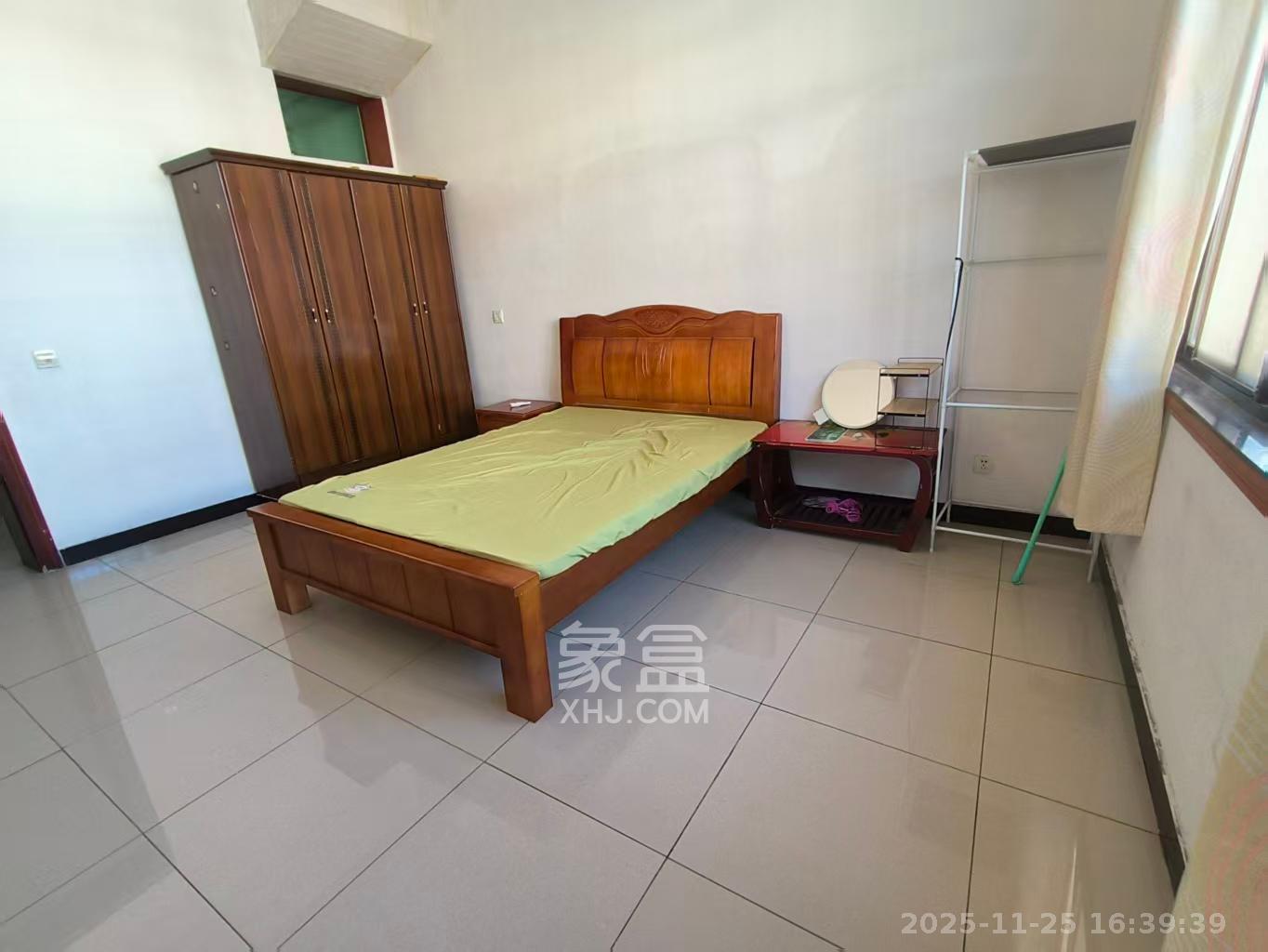 银星小区  1室1厅1卫    800.0元/月室内图