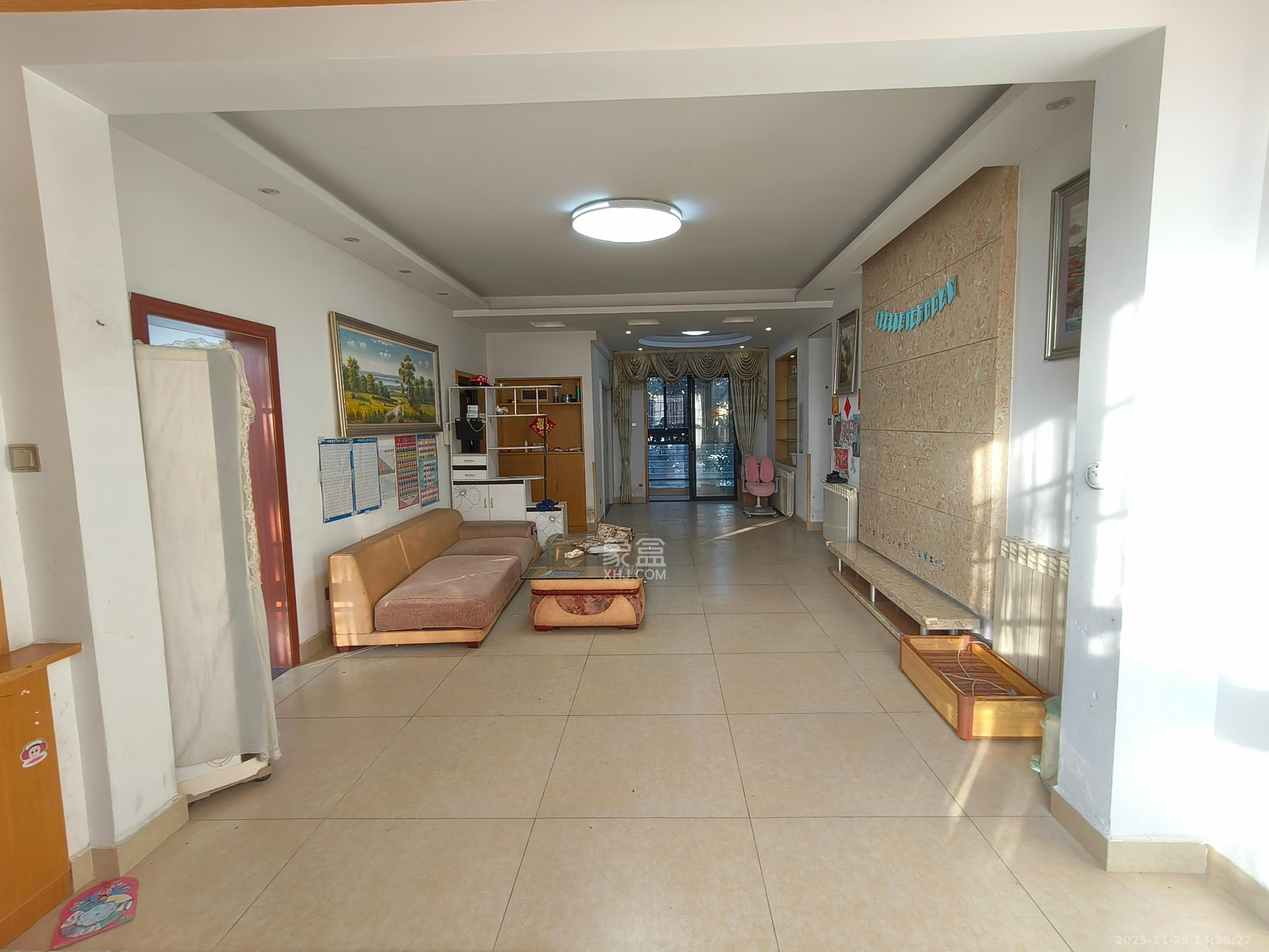 堤亚纳湾(深业沙河城) 4室2厅2卫 2800.0元/月 堤亚纳湾(深业沙河城) 4室2厅2卫 2800.0元/月室内图