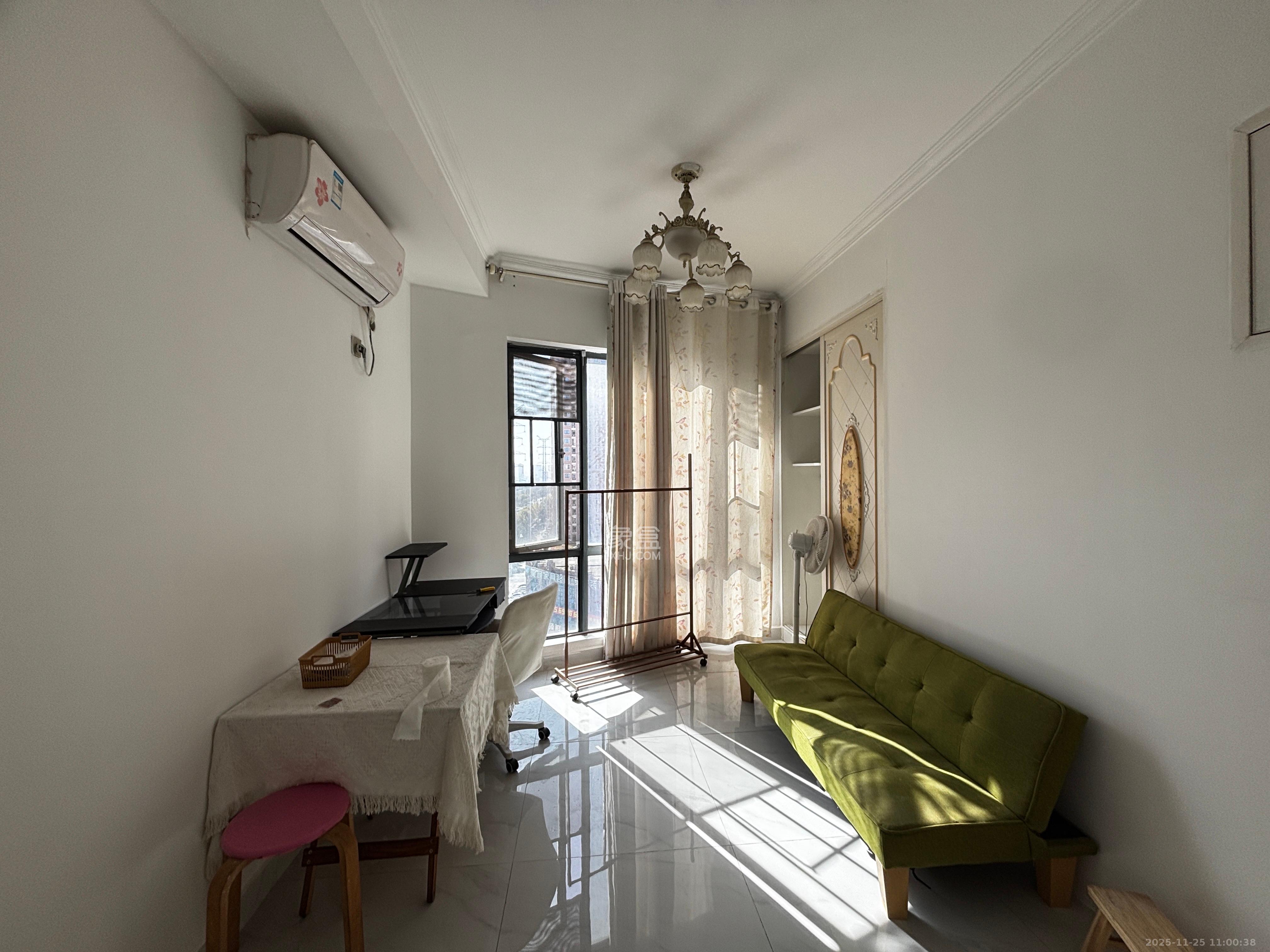 中欣楚天雅郡 1室1厅1卫 900.0元/月 中欣楚天雅郡 1室1厅1卫 900.0元/月室内图