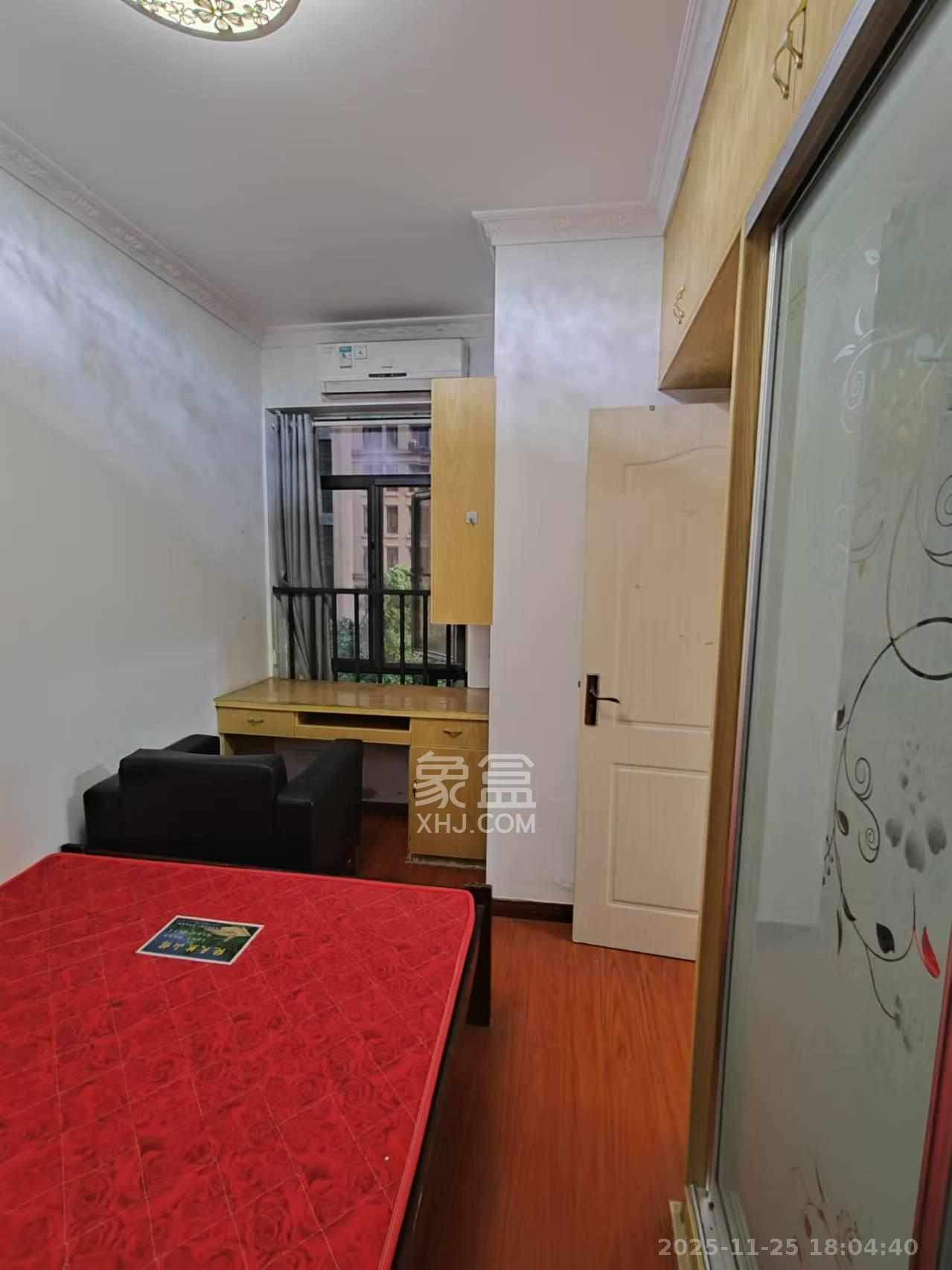 湘域城邦(湘域国际中心) 2室2厅1卫 3300.0元/月 湘域城邦(湘域国际中心) 2室2厅1卫 3300.0元/月室内图