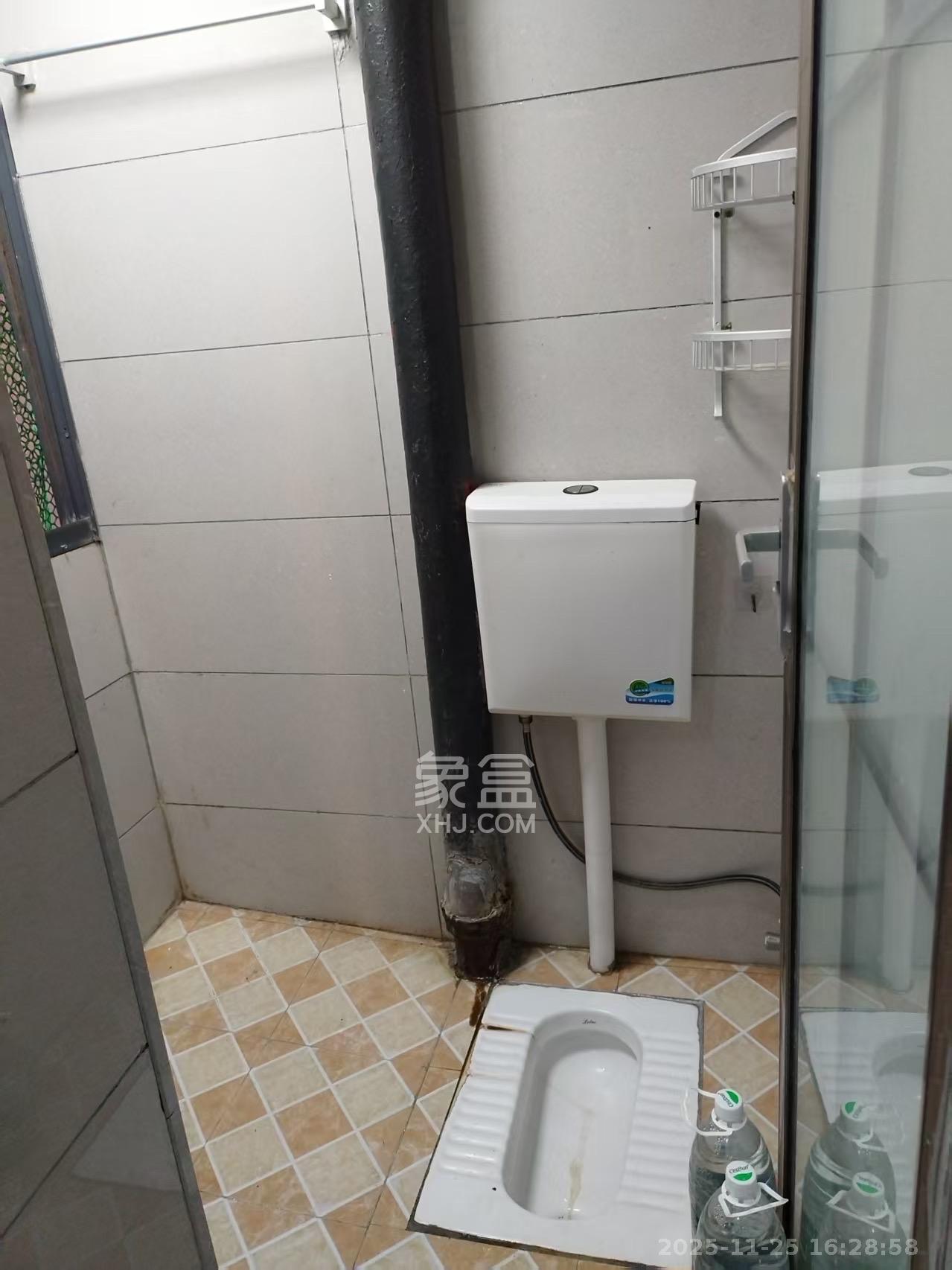 火星一片  2室1厅1卫    1400.0元/月室内图