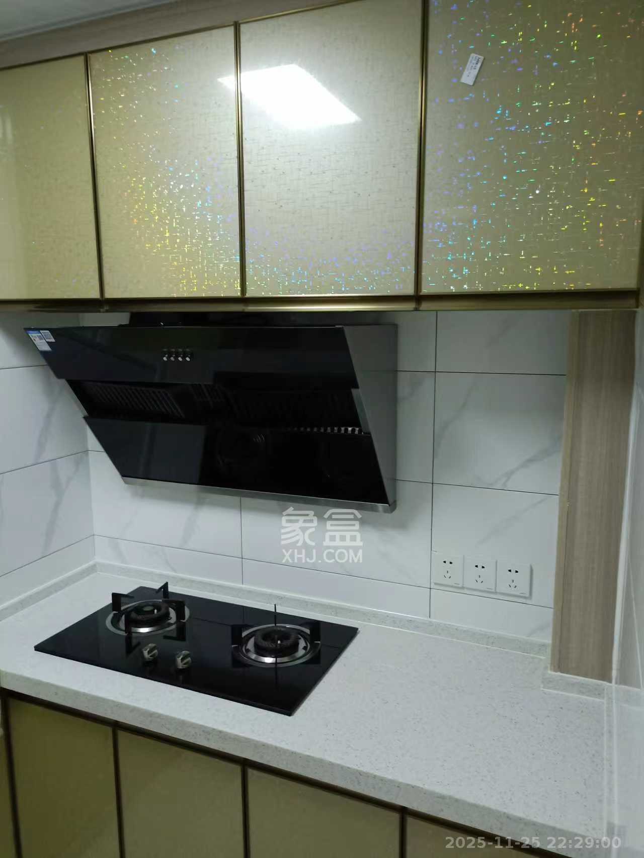 荷韵园 2室1厅1卫 1500.0元/月 荷韵园 2室1厅1卫 1500.0元/月室内图