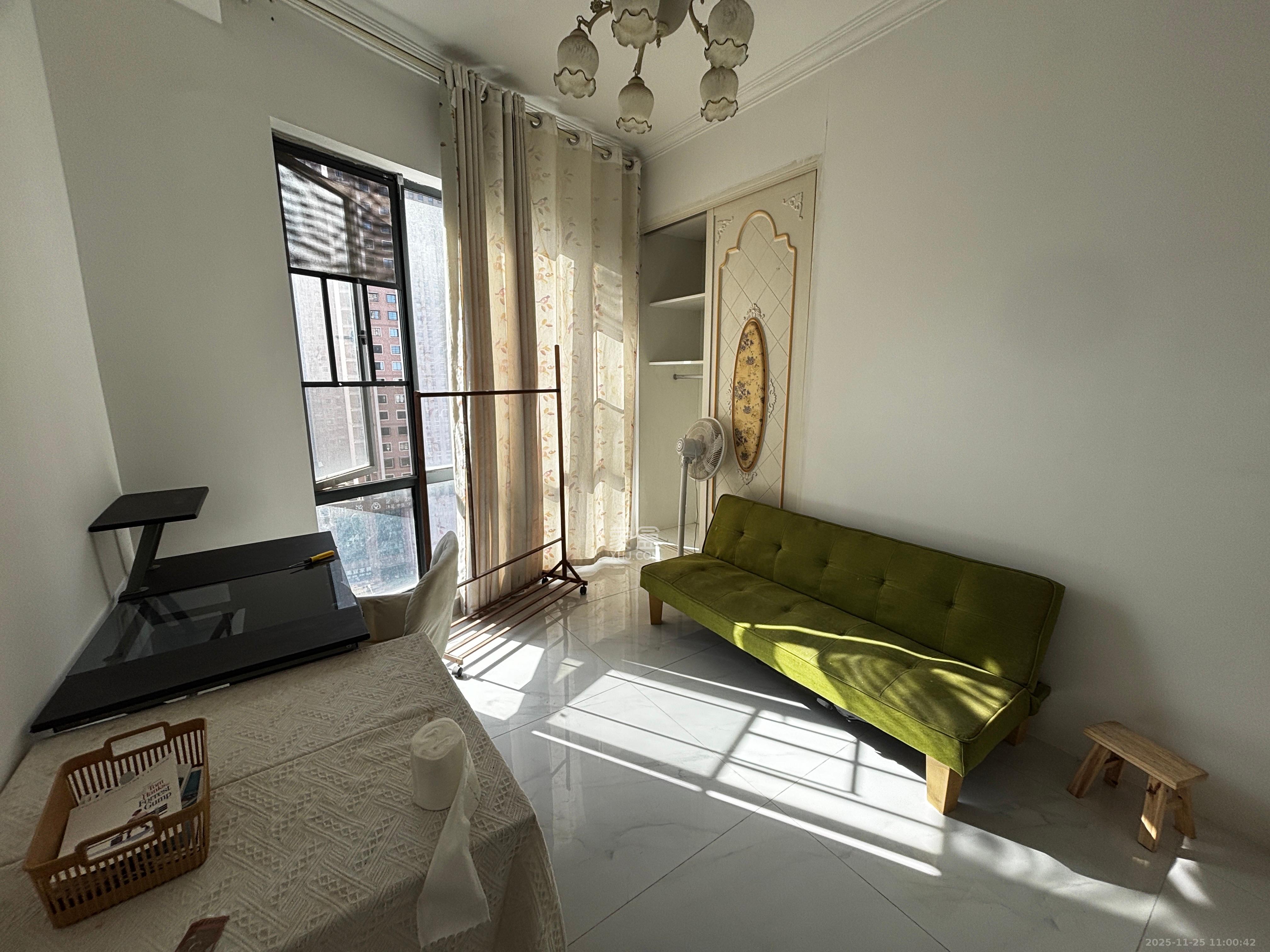 中欣楚天雅郡 1室1厅1卫 900.0元/月 中欣楚天雅郡 1室1厅1卫 900.0元/月室内图