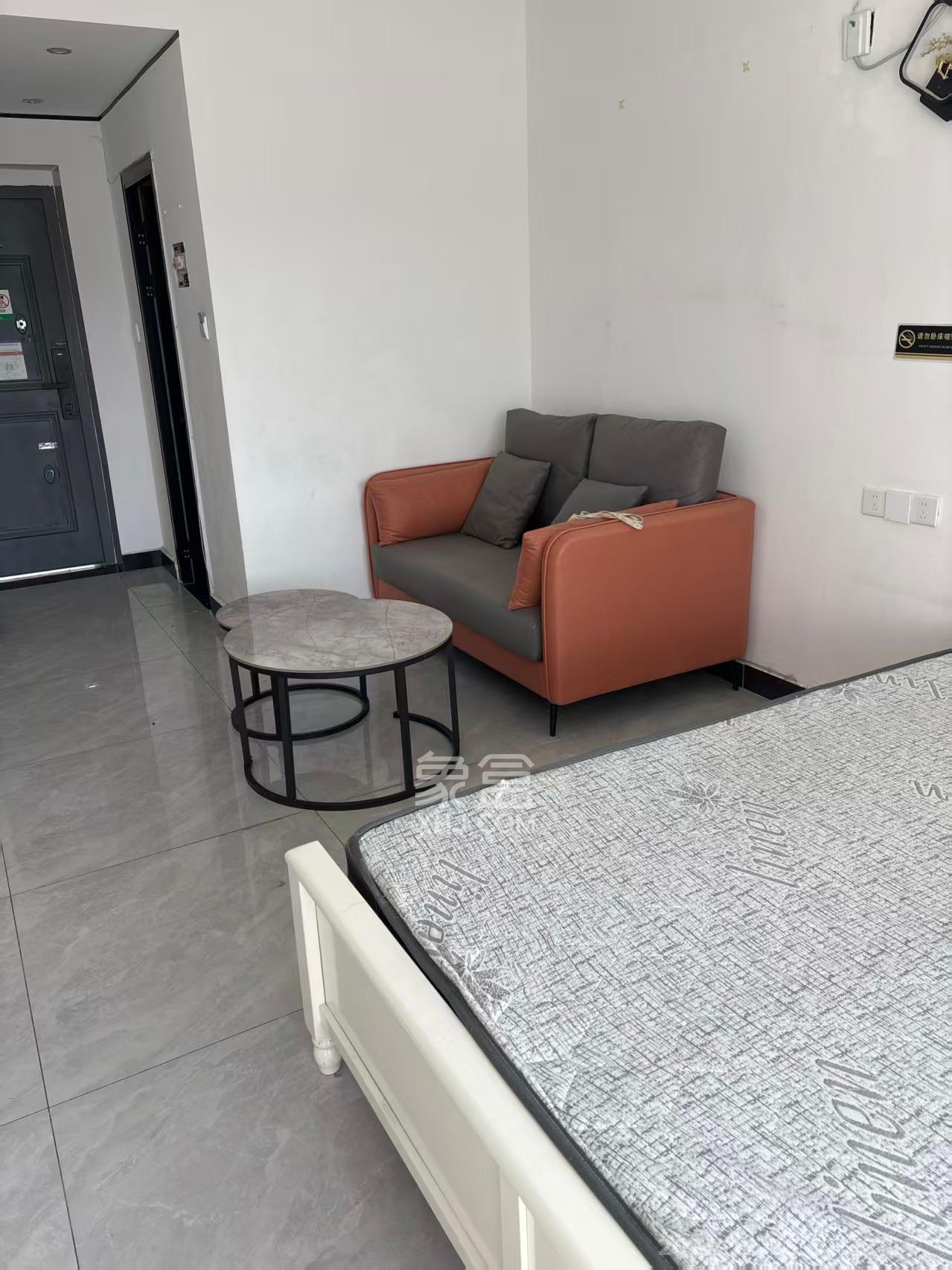 景江东方  1室1厅1卫    2000.0元/月