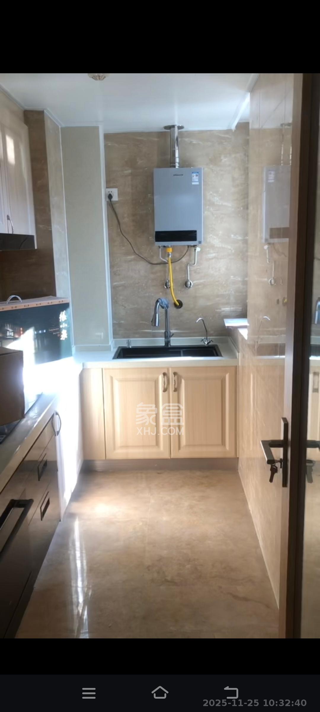 万润滨江天著 3室2厅2卫 2800.0元/月 万润滨江天著 3室2厅2卫 2800.0元/月室内图