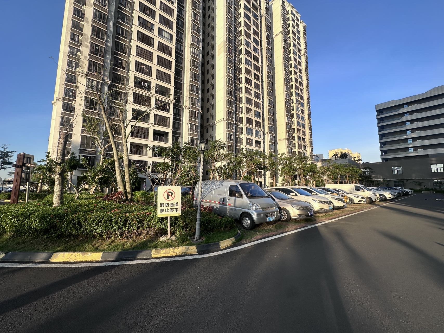 正茂豪庭 2室2厅1卫 119.0万 正茂豪庭 2室2厅1卫 119.0万客厅