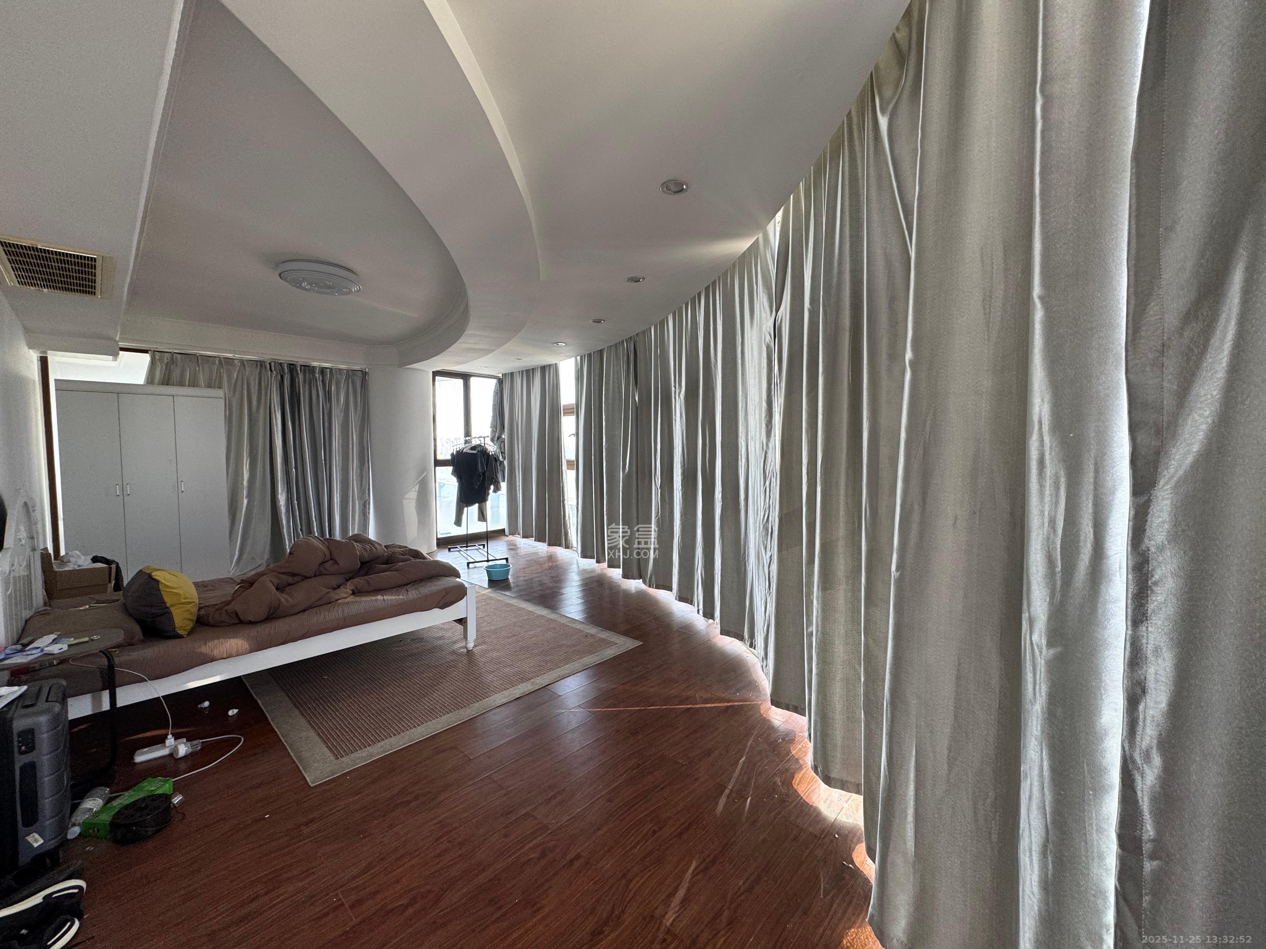 湘江世纪城富湾国际 4室2厅2卫 7000.0元/月 湘江世纪城富湾国际 4室2厅2卫 7000.0元/月室内图