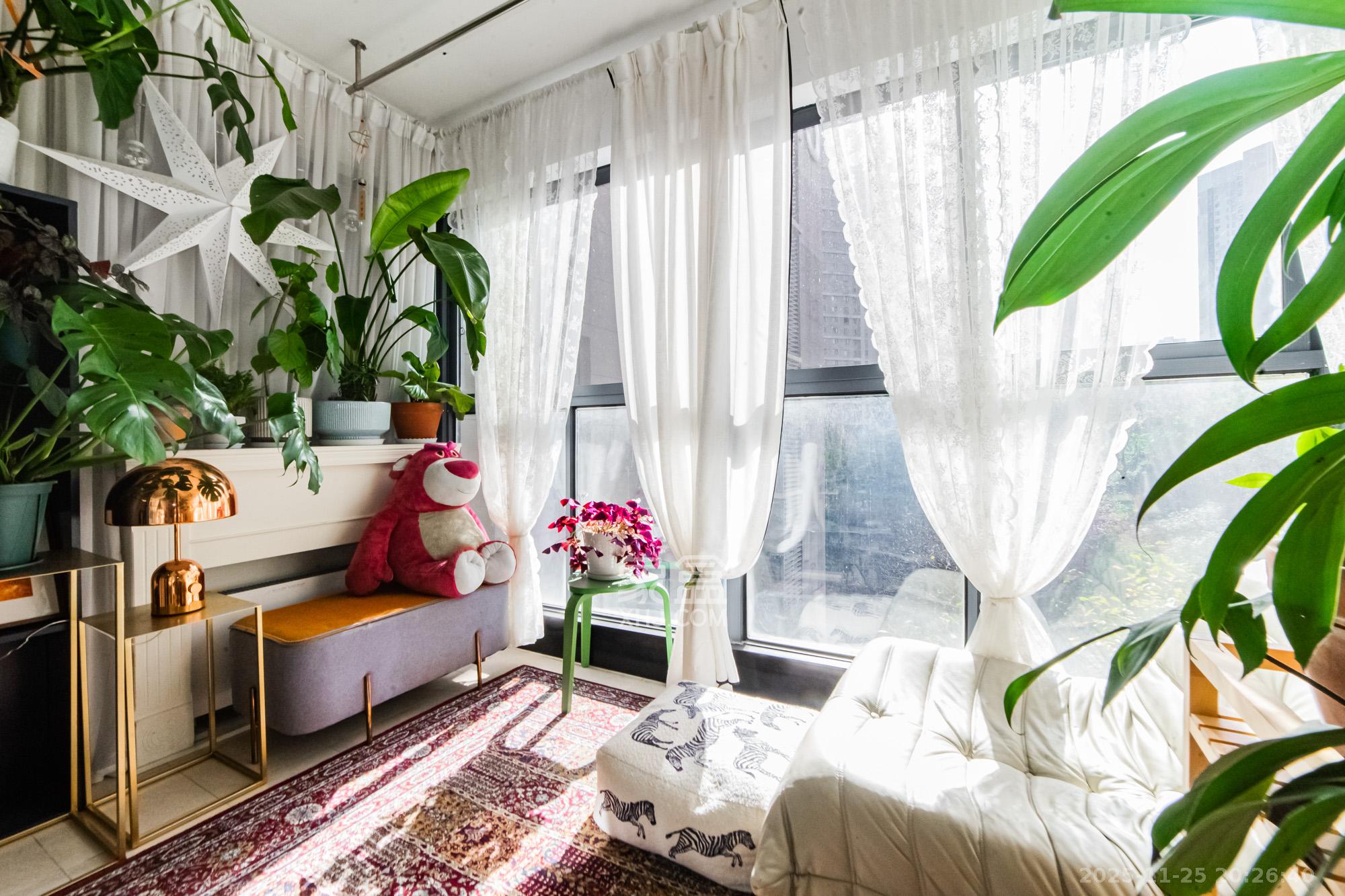 万科城  1室2厅1卫    139.0万阳台