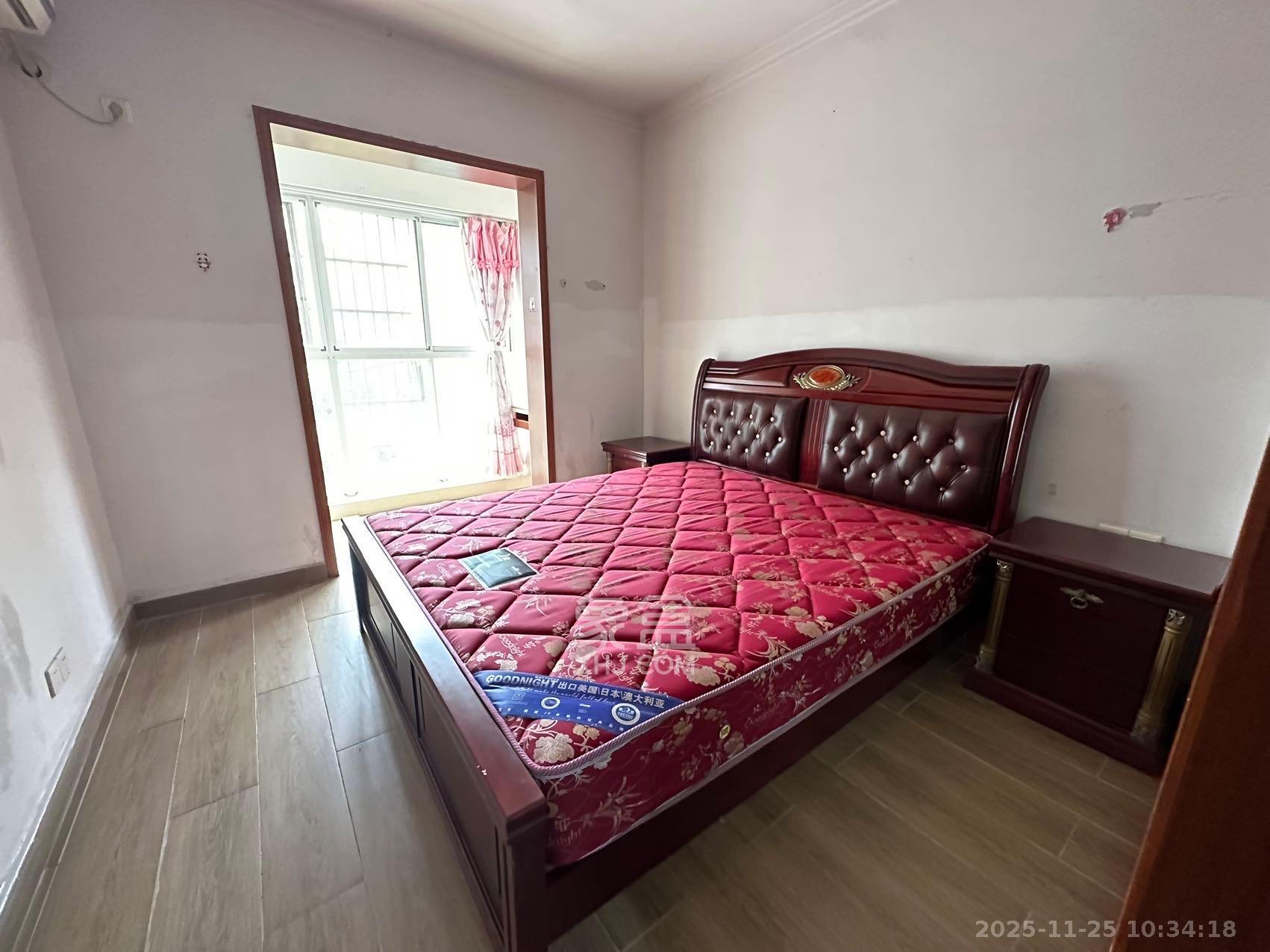 上河国际C区 3室1厅1卫 2900.0元/月 上河国际C区 3室1厅1卫 2900.0元/月室内图