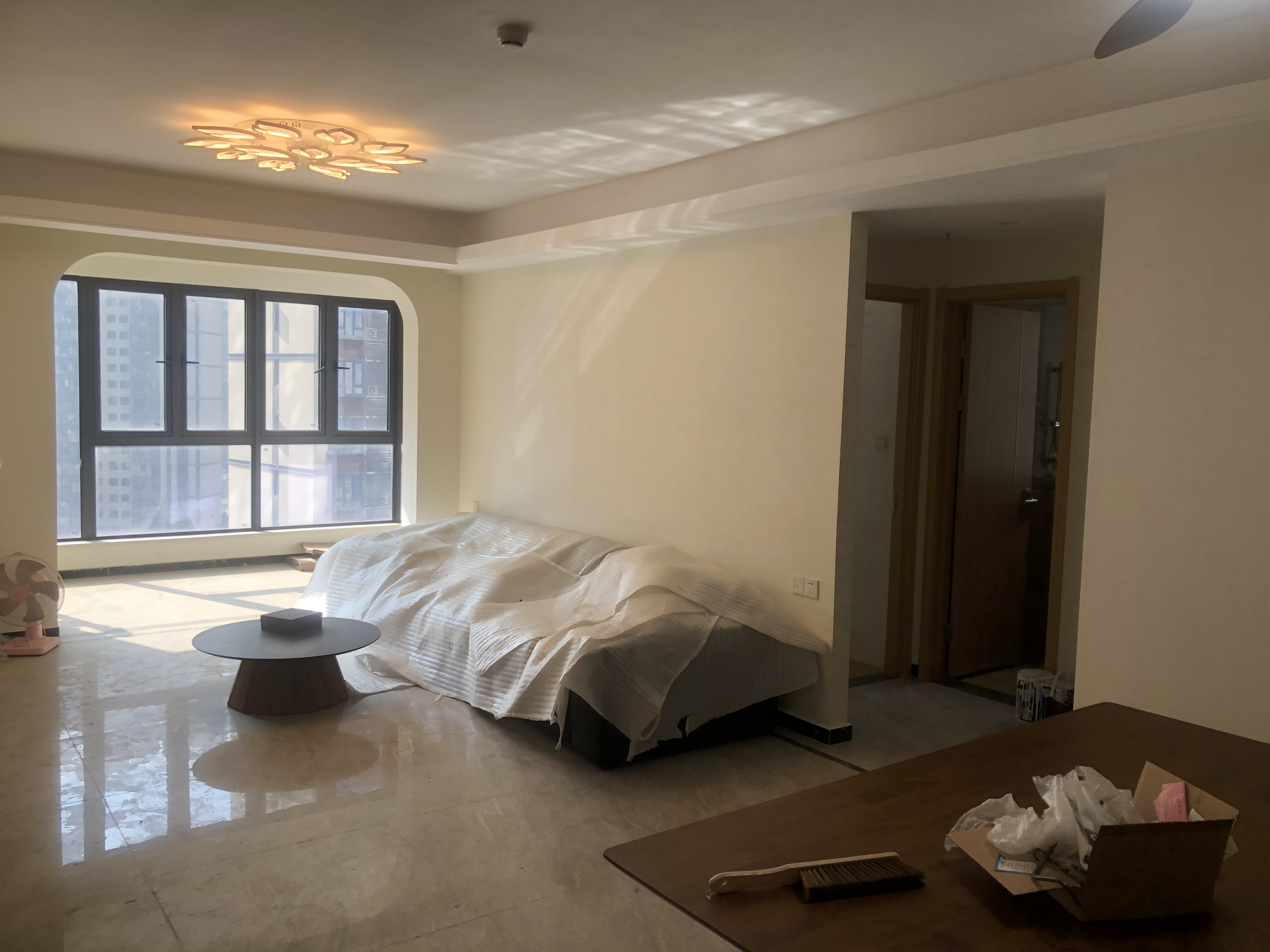 万润滨江天著 3室2厅2卫 2800.0元/月 万润滨江天著 3室2厅2卫 2800.0元/月户型图