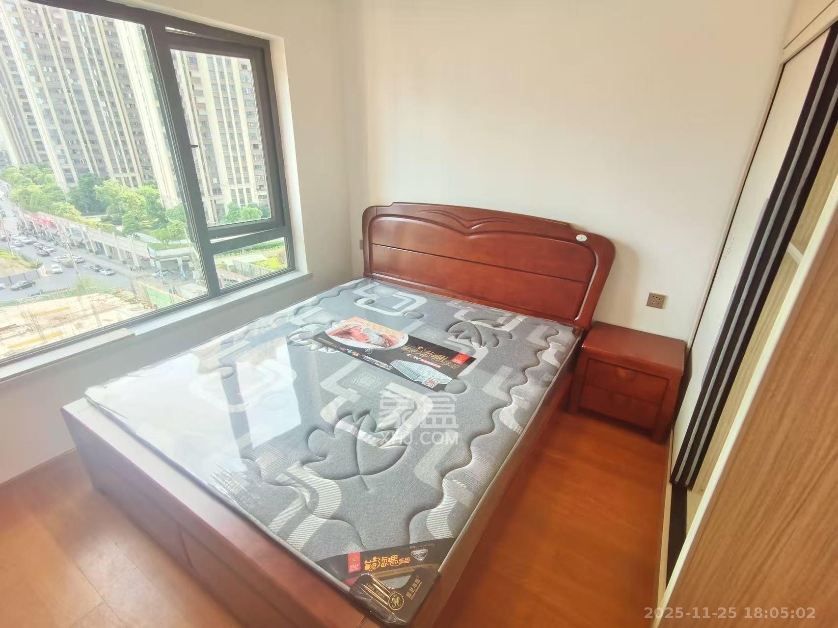 阳光城尚东湾青柠园 3室2厅1卫 2400.0元/月 阳光城尚东湾青柠园 3室2厅1卫 2400.0元/月室内图