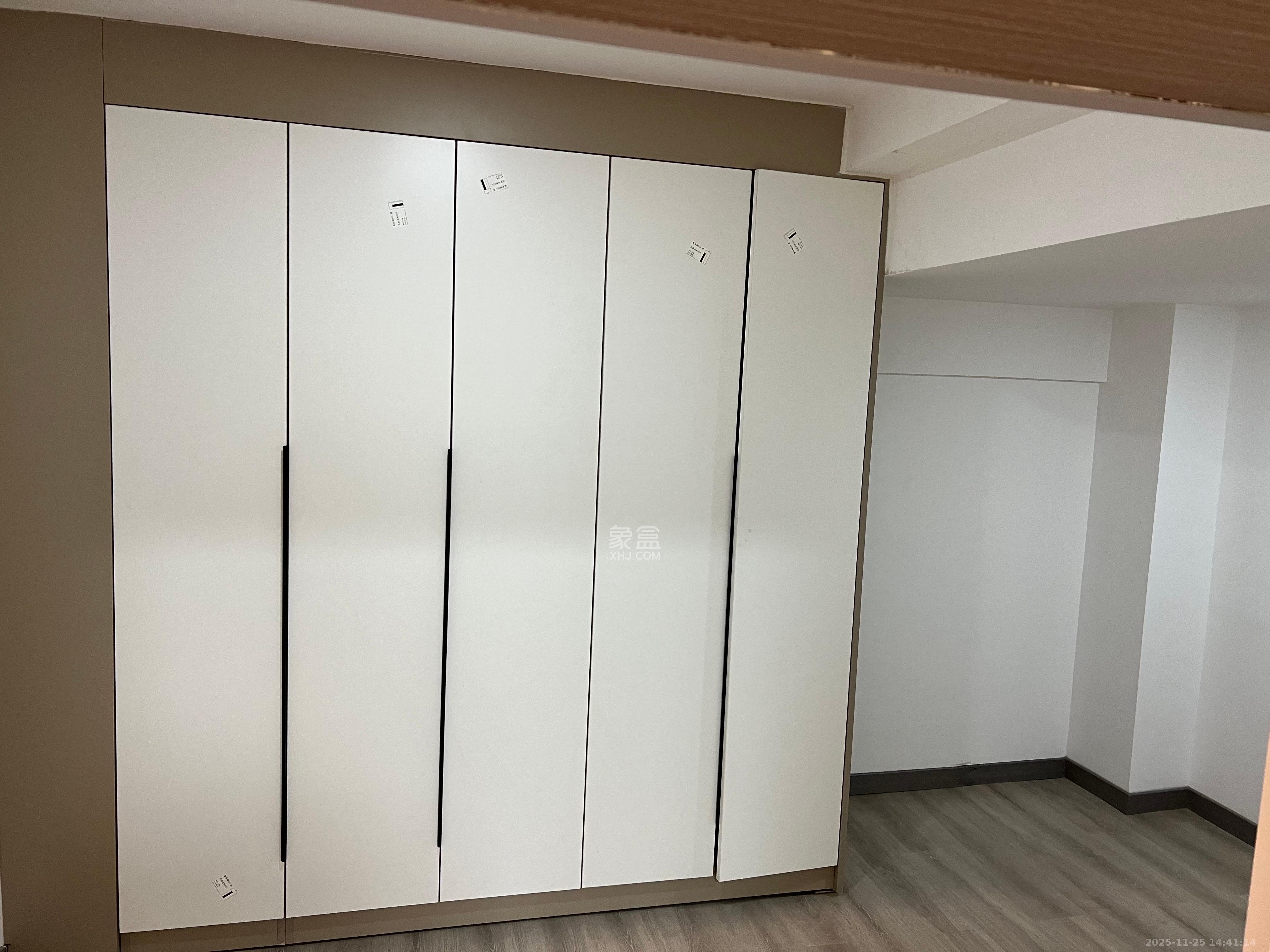 振业城三期  1室0厅0卫    2300.0元/月室内图