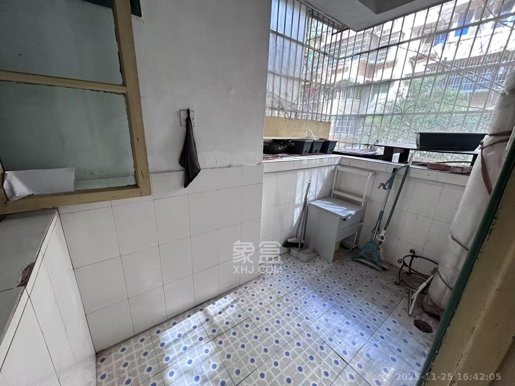 长坡社区 1室0厅0卫 1200.0元/月 长坡社区 1室0厅0卫 1200.0元/月室内图