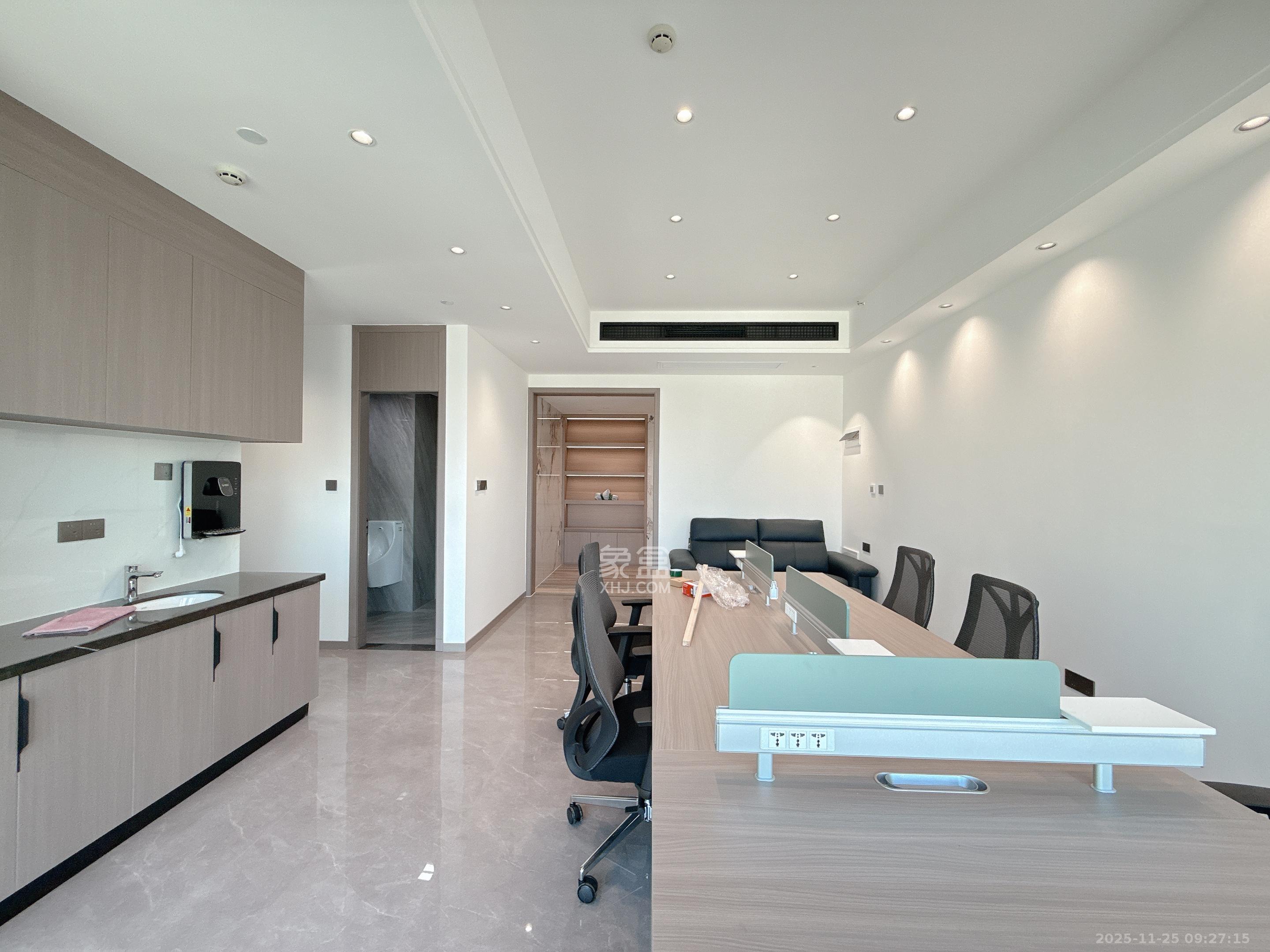 恒大珺悦府 2室1厅1卫 4600.0元/月 恒大珺悦府 2室1厅1卫 4600.0元/月室内图