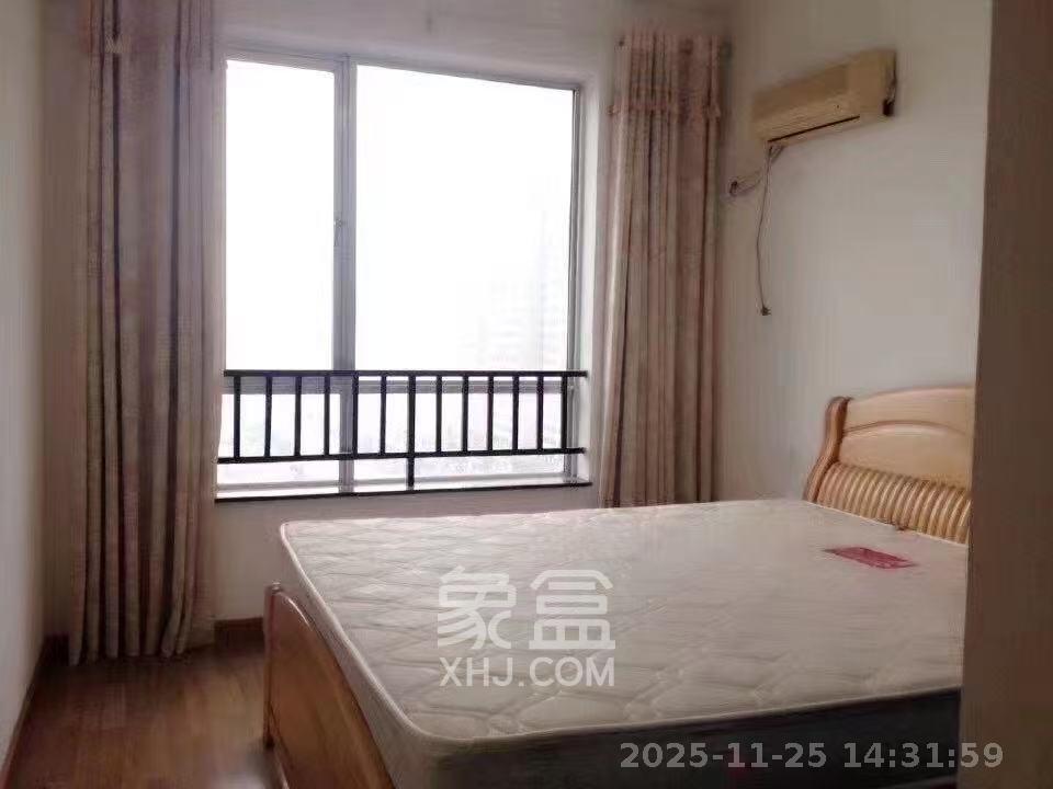 上河国际A座  2室1厅1卫    2000.0元/月室内图