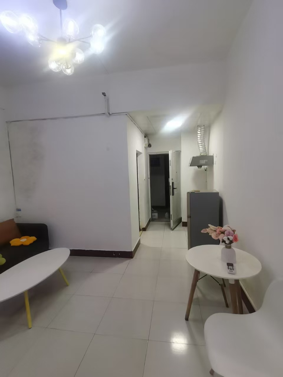 华发大厦  1室1厅1卫    1380.0元/月室内图