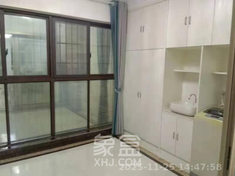 星月绿洲 1室2厅1卫 2000.0元/月 星月绿洲 1室2厅1卫 2000.0元/月室内图