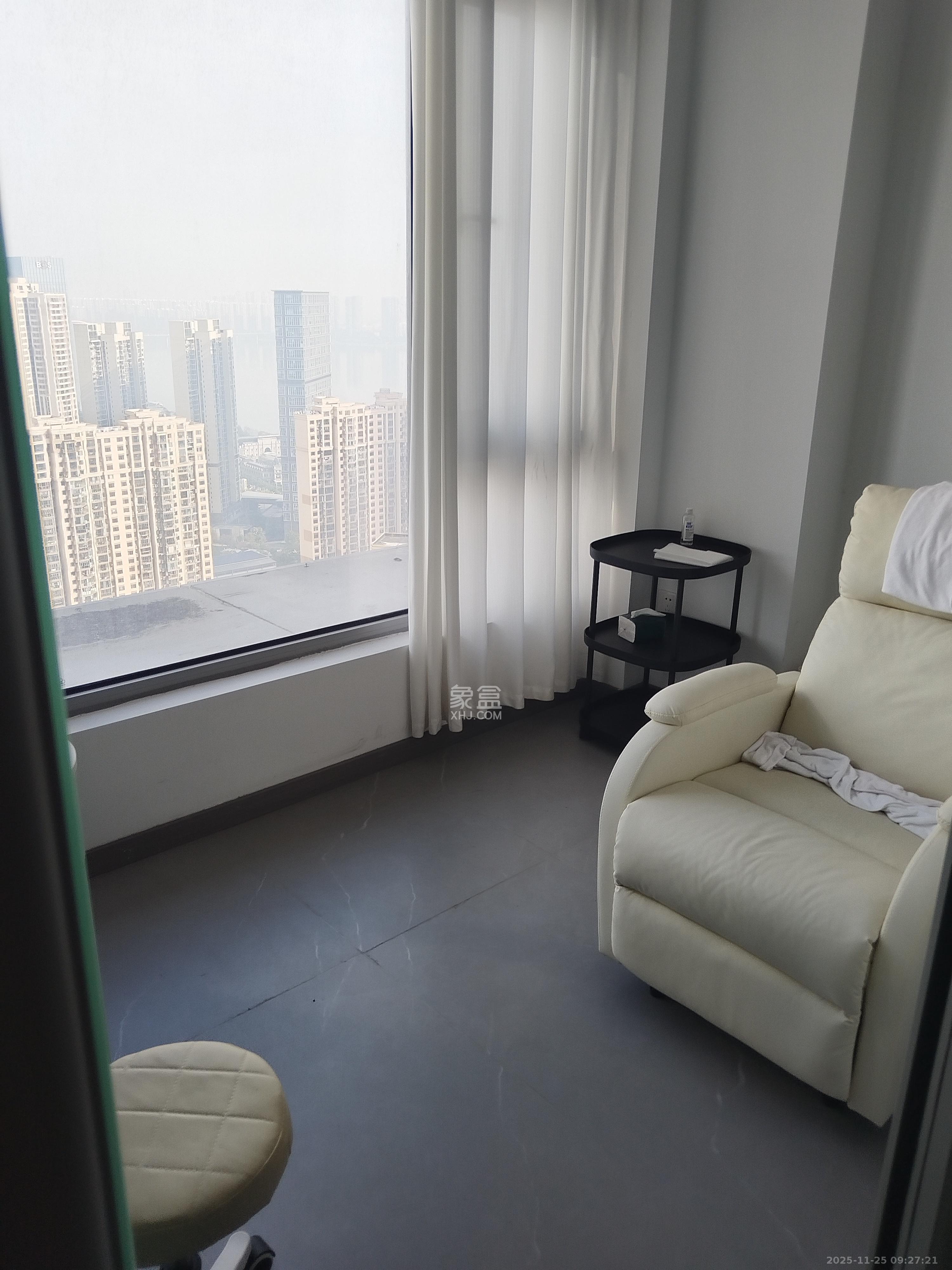 保利天禧EF区 1室0厅0卫 3100.0元/月 保利天禧EF区 1室0厅0卫 3100.0元/月室内图