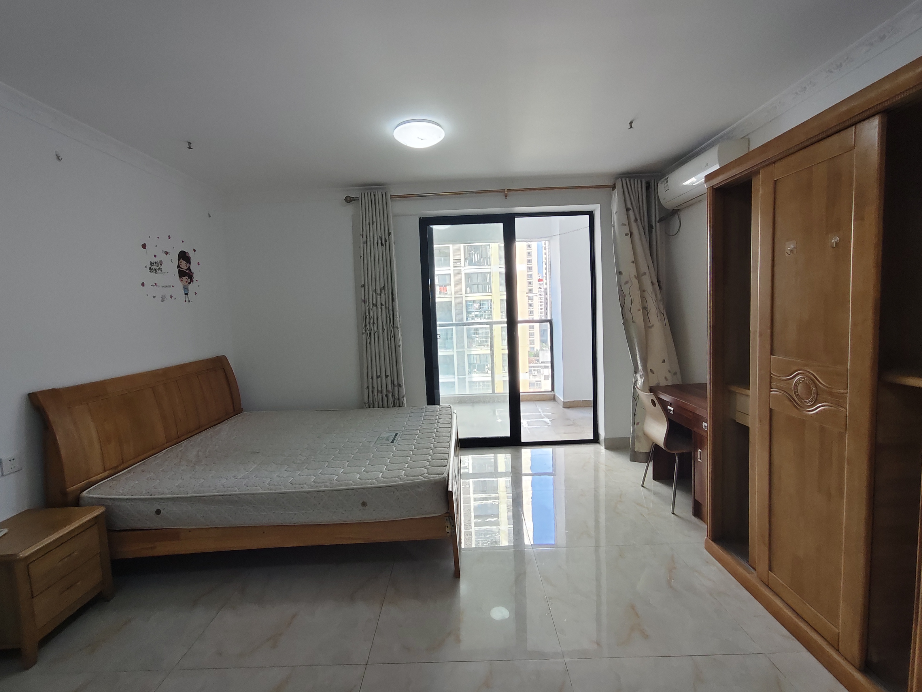 爱尚海蓝 1室1厅1卫 1600.0元/月 爱尚海蓝 1室1厅1卫 1600.0元/月室内图