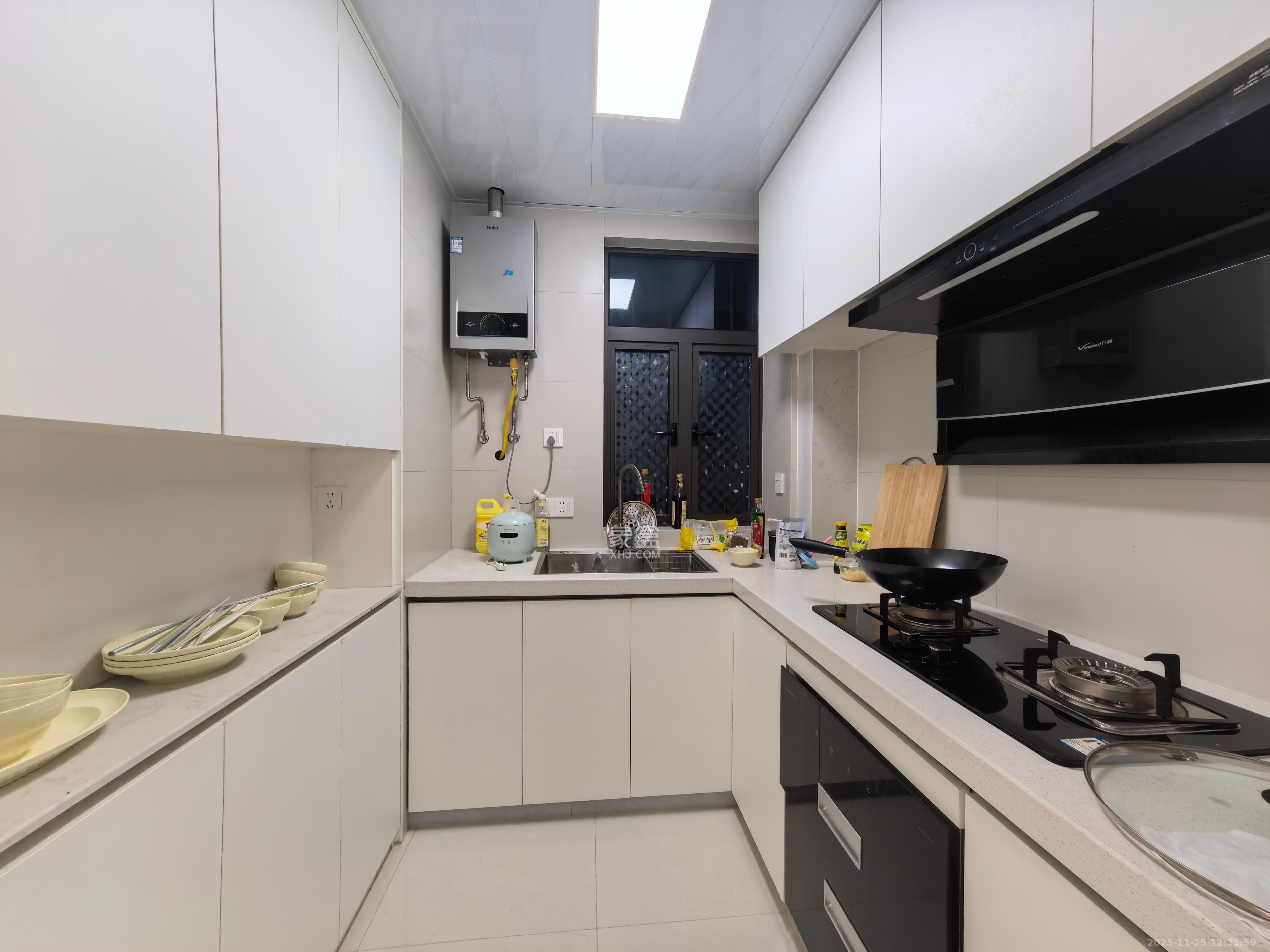 嘉雨东苑  2室1厅1卫    3800.0元/月室内图