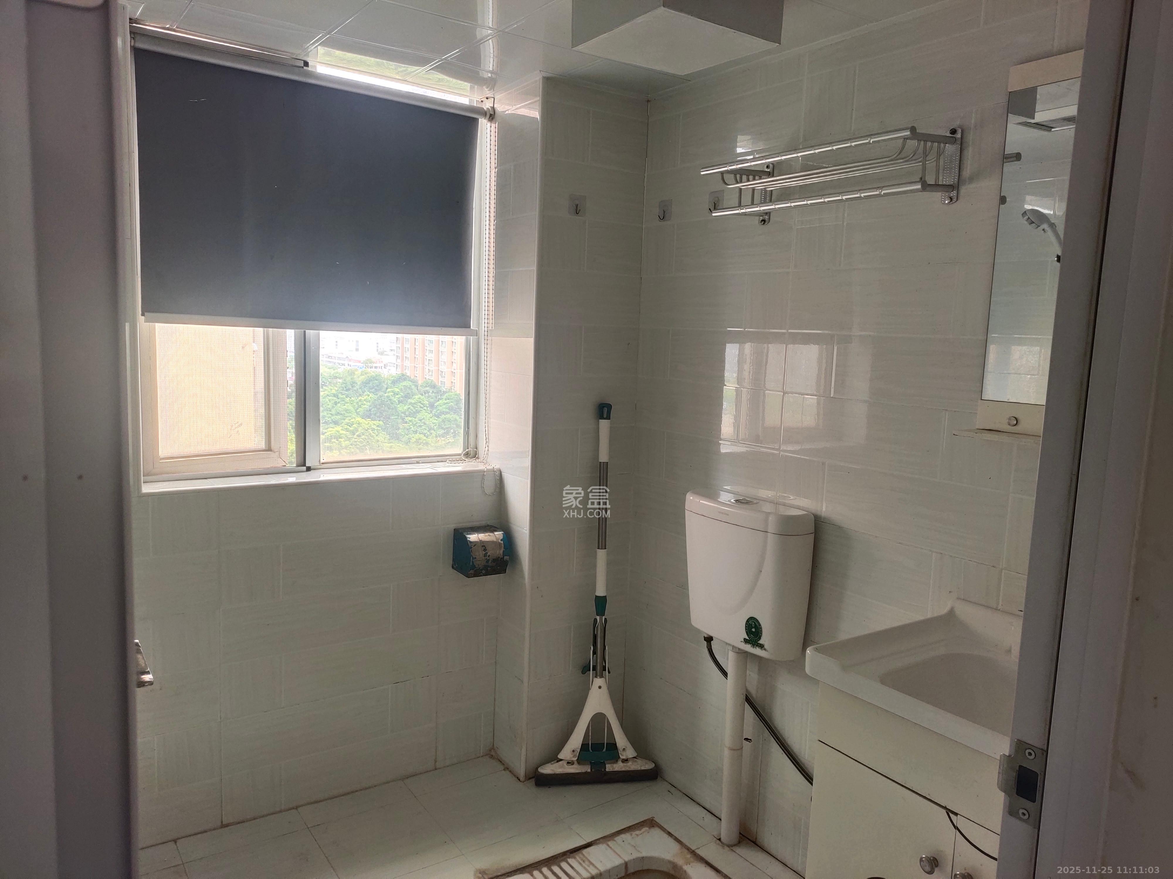 恒广国际景园一二区 2室2厅1卫 1900.0元/月 恒广国际景园一二区 2室2厅1卫 1900.0元/月室内图