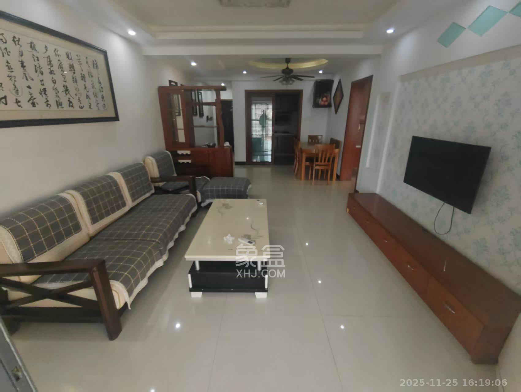 勤诚达新界  3室1厅1卫    2100.0元/月