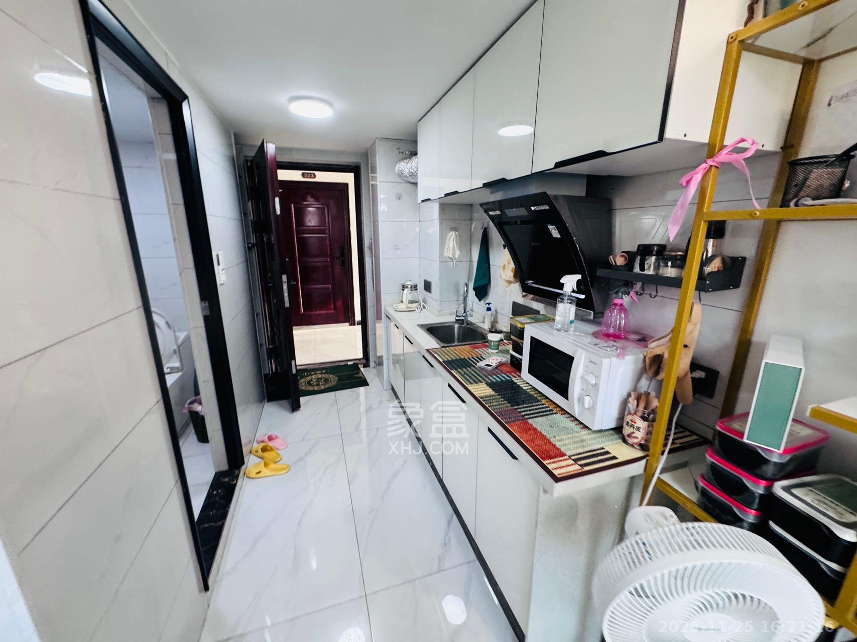 新长海D1站 1室1厅1卫 1300.0元/月 新长海D1站 1室1厅1卫 1300.0元/月室内图