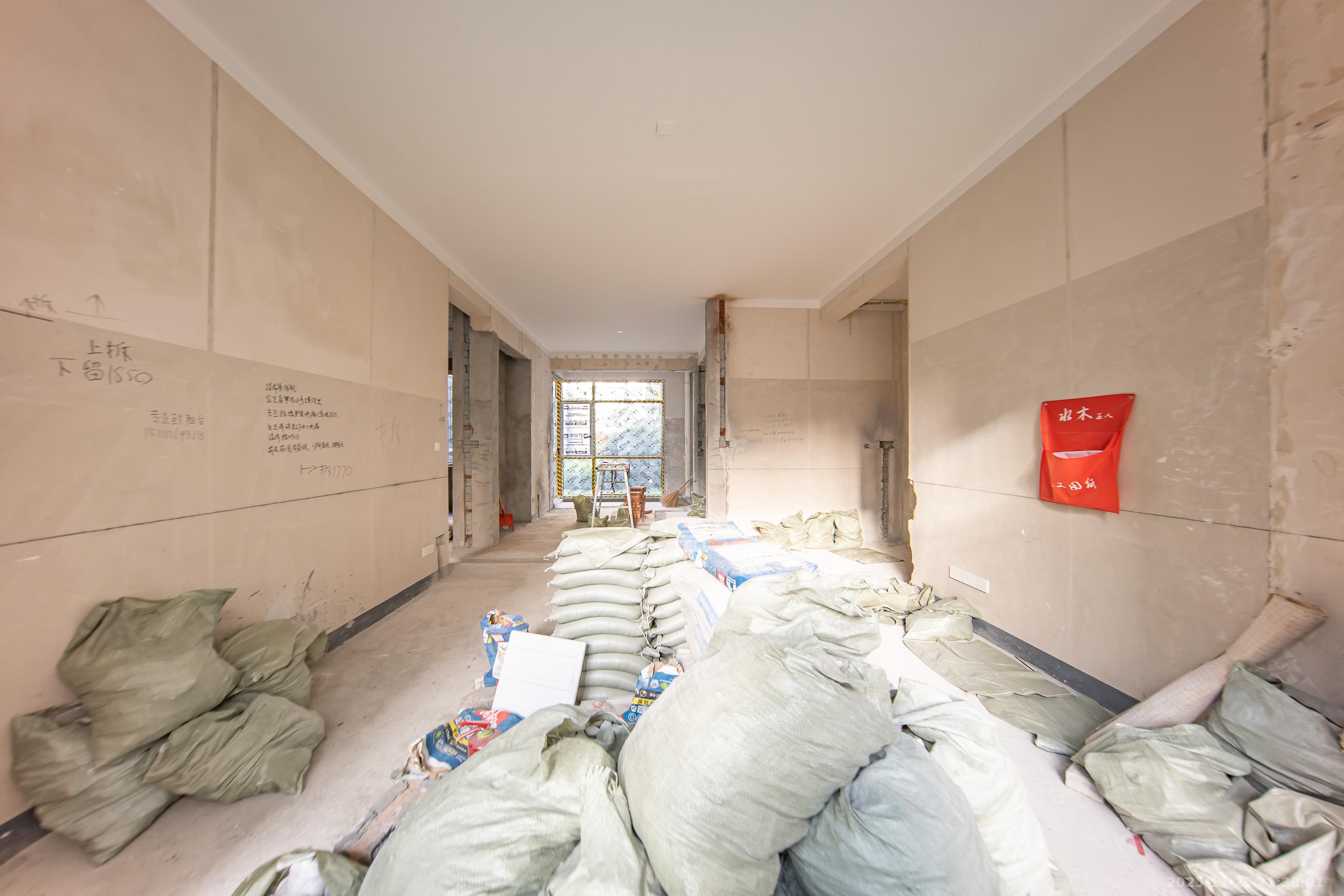 中海阅山府  1室1厅1卫    120.0万