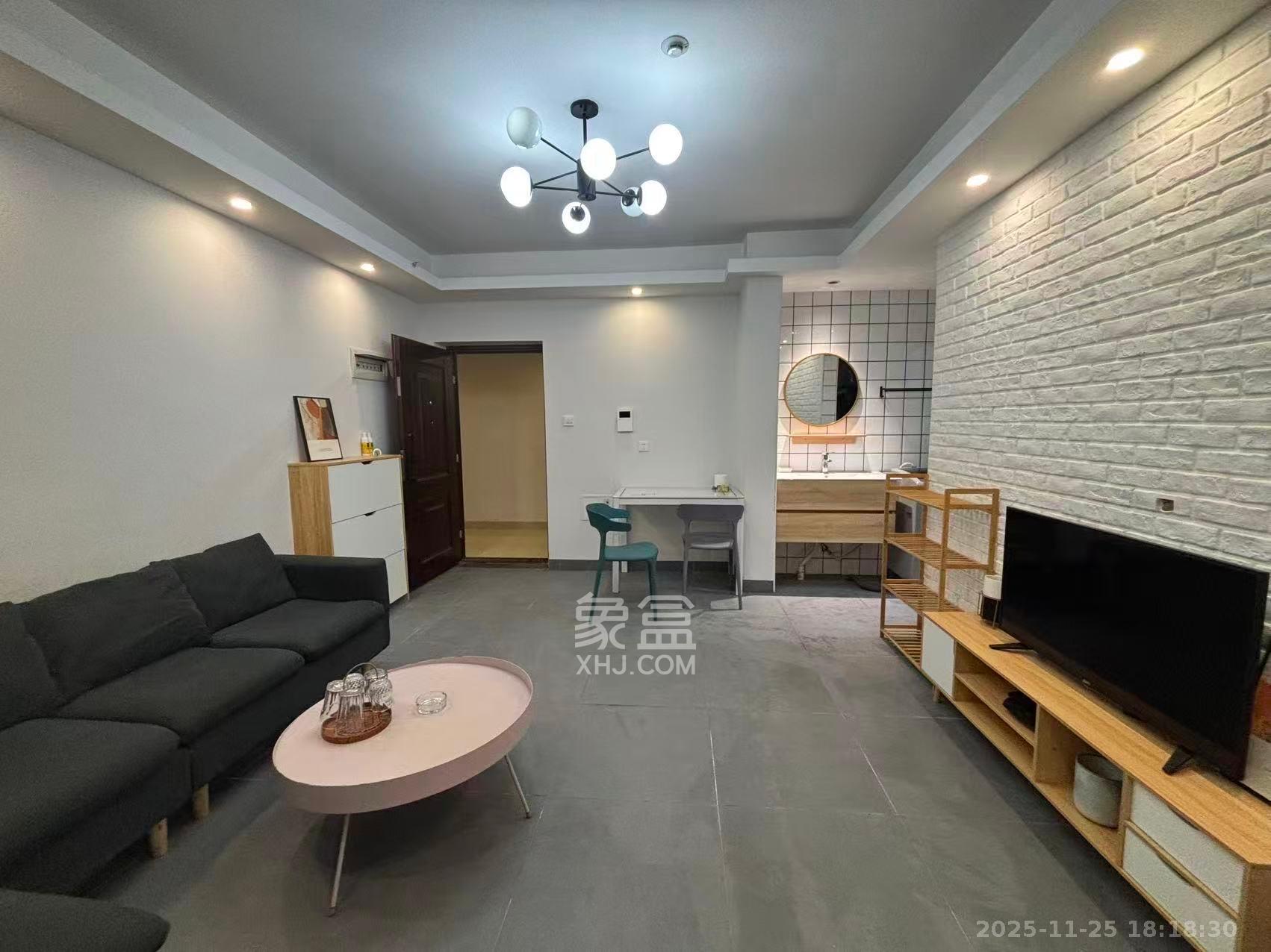 欧亚达国际广场  2室1厅1卫    2100.0元/月