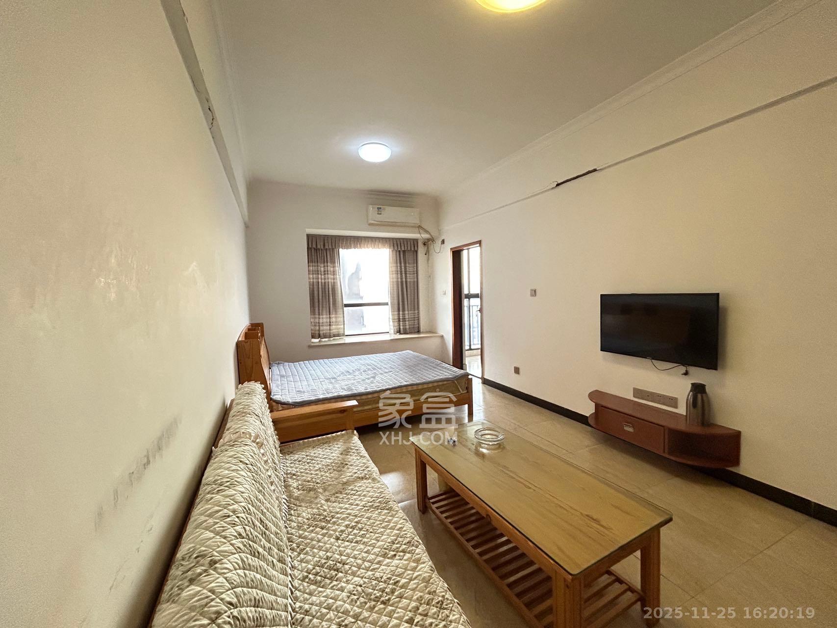 地华梅溪湖畔 1室1厅1卫 1700.0元/月 地华梅溪湖畔 1室1厅1卫 1700.0元/月室内图