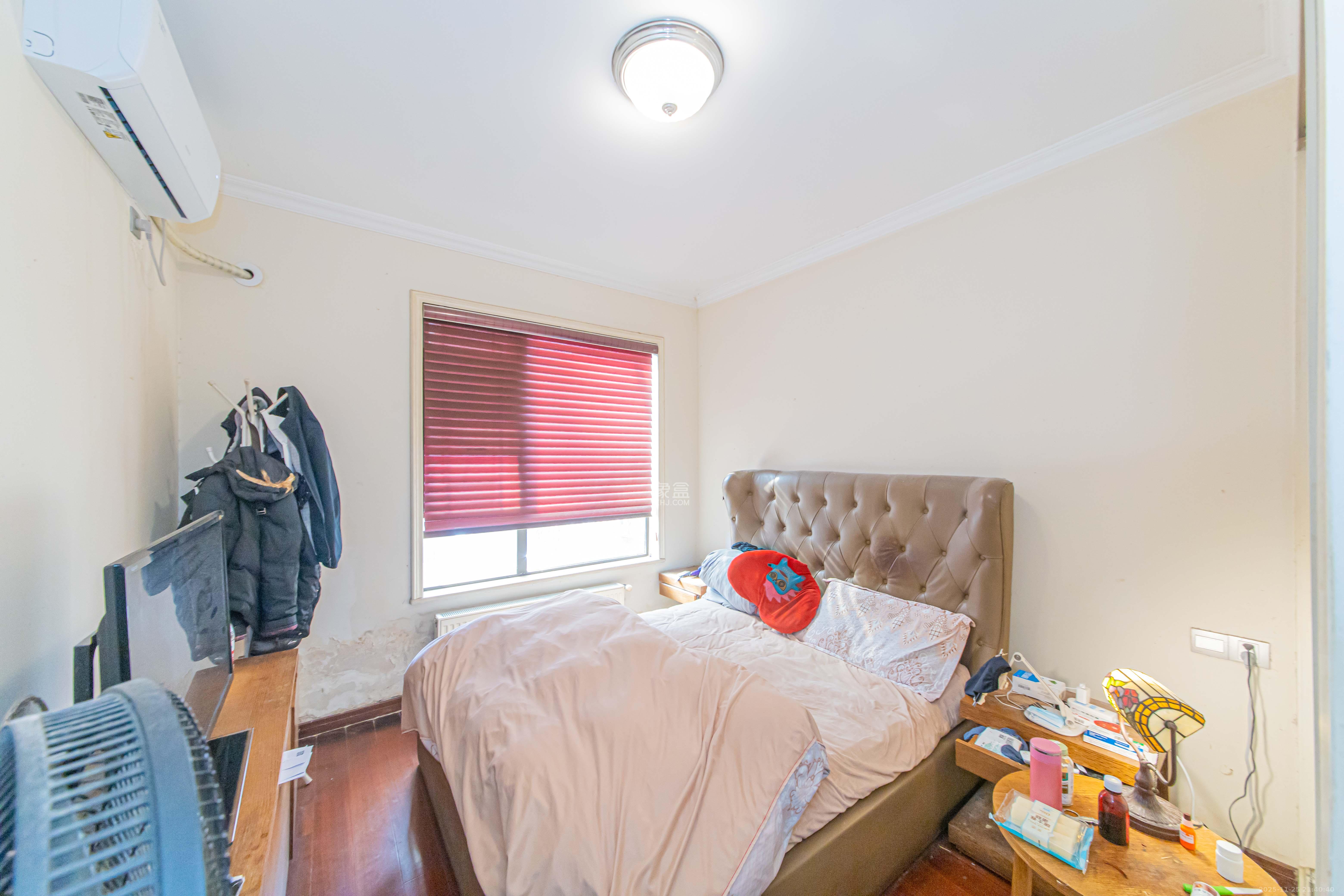 绿地公馆（绿地名邸）  3室2厅2卫    158.0万卧室