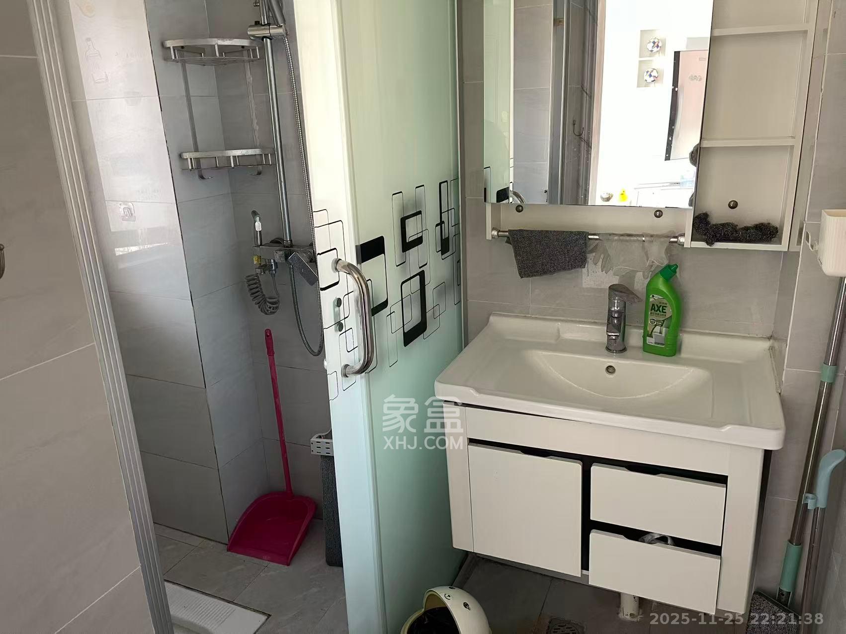 筑梦星园  1室1厅1卫    1700.0元/月室内图