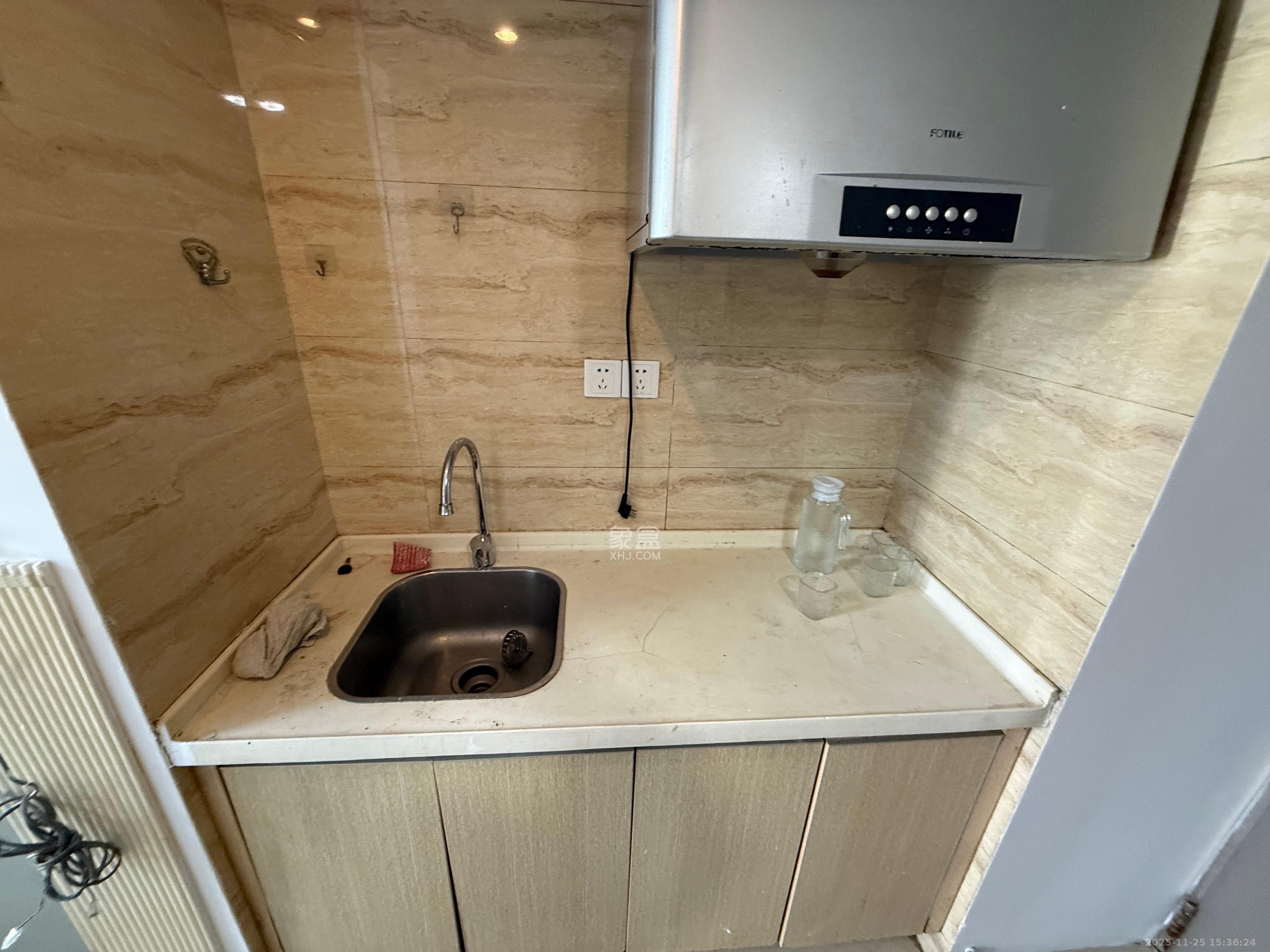 万科城市花园 1室1厅1卫 1100.0元/月 万科城市花园 1室1厅1卫 1100.0元/月室内图