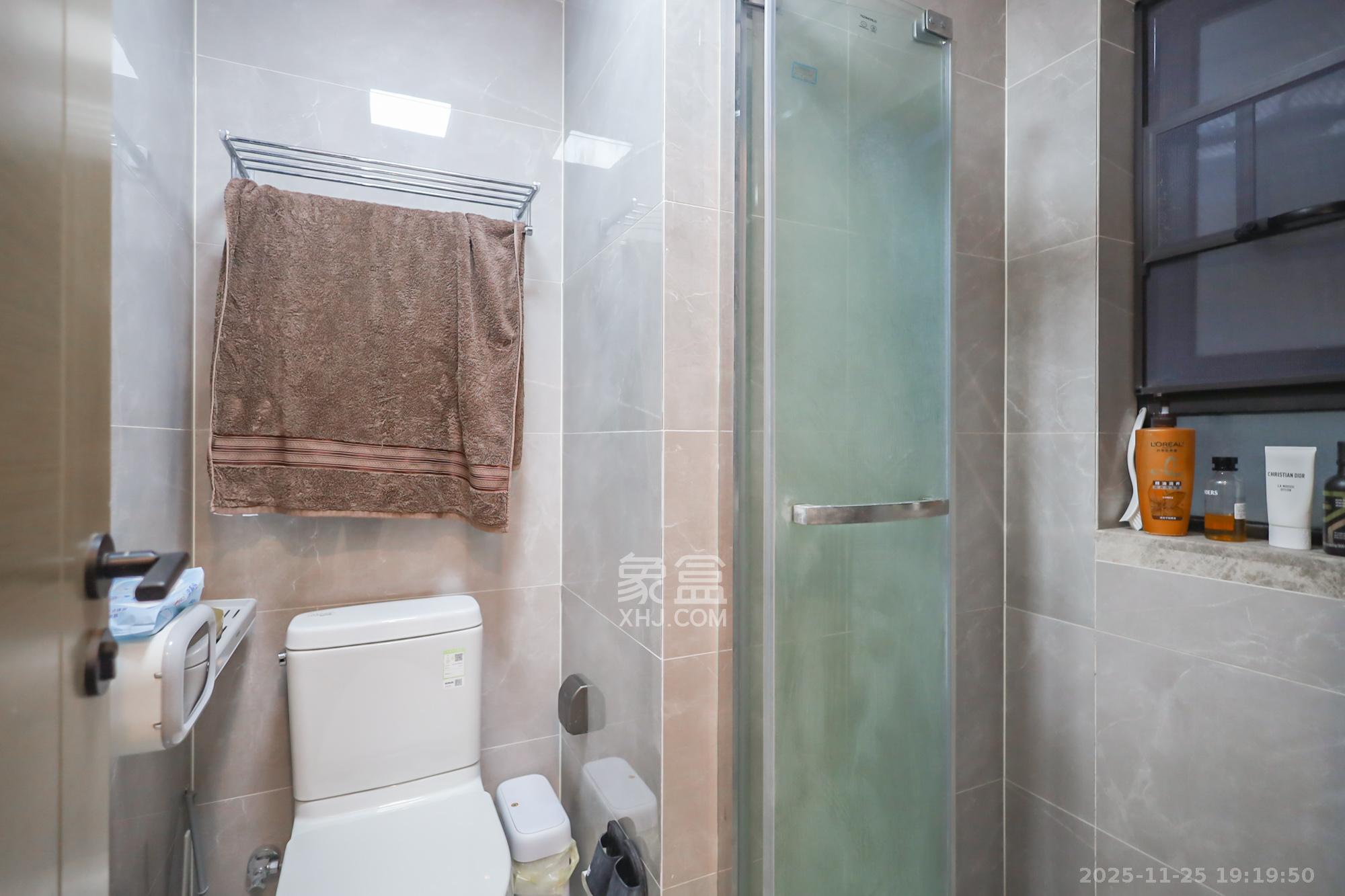 万科里金域国际 4室2厅2卫 310.0万 万科里金域国际 4室2厅2卫 310.0万卫生间