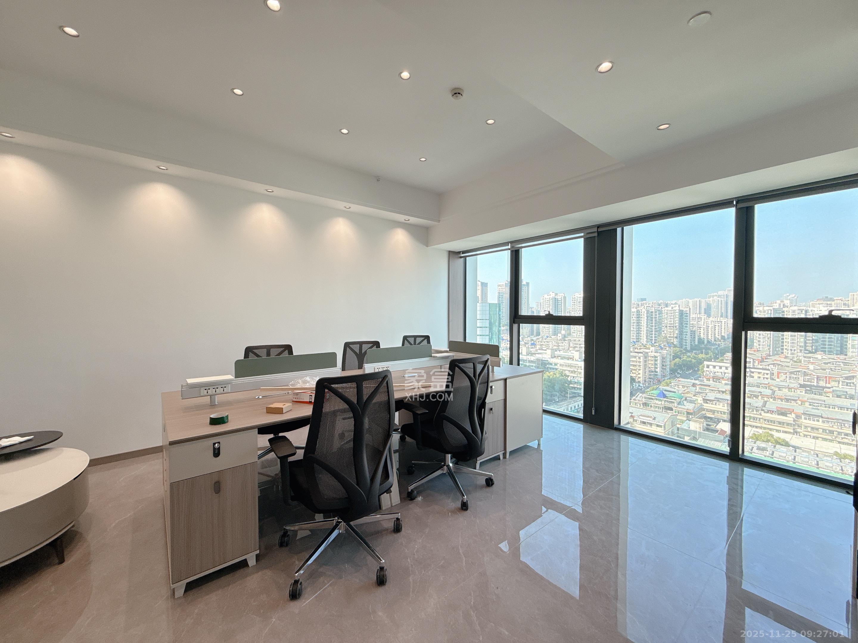 恒大珺悦府  2室1厅1卫    4600.0元/月室内图