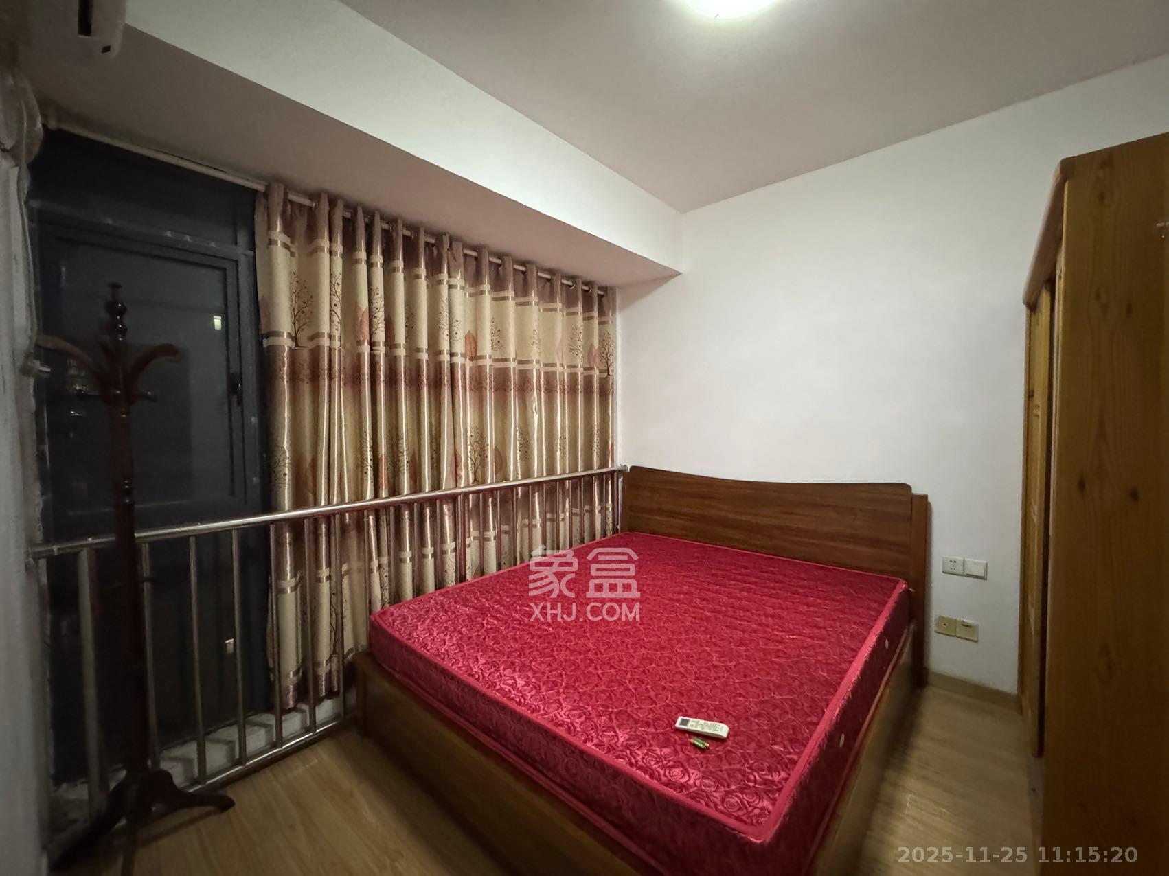 金领家族  1室1厅1卫    1200.0元/月室内图