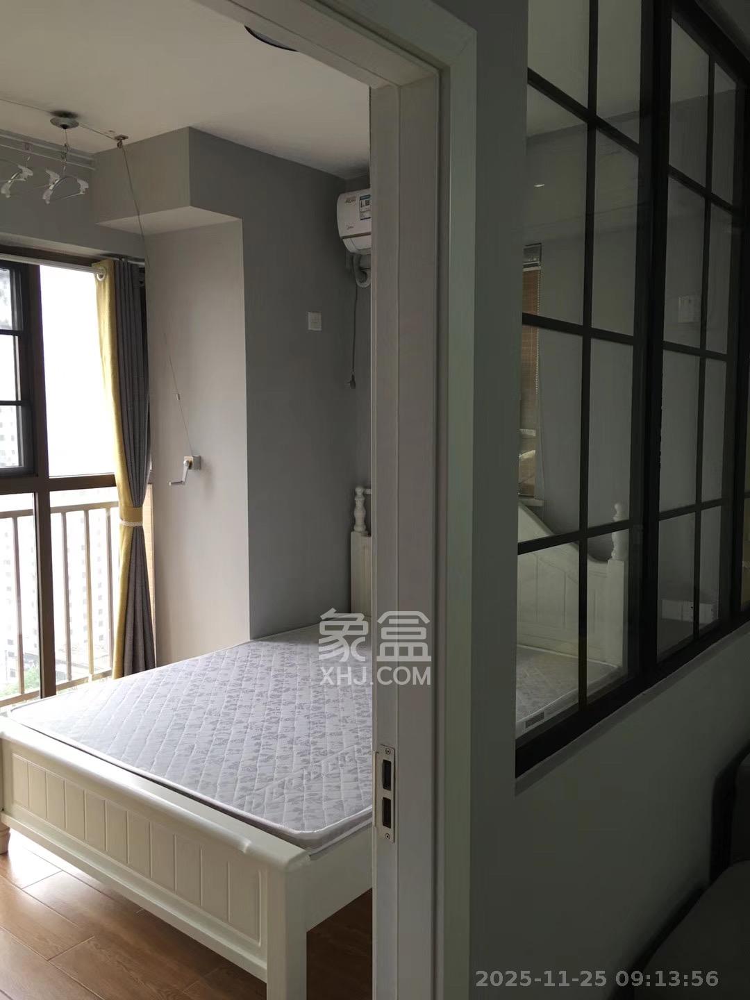 第六都(陆都小区) 3室2厅1卫 3200.0元/月 第六都(陆都小区) 3室2厅1卫 3200.0元/月室内图