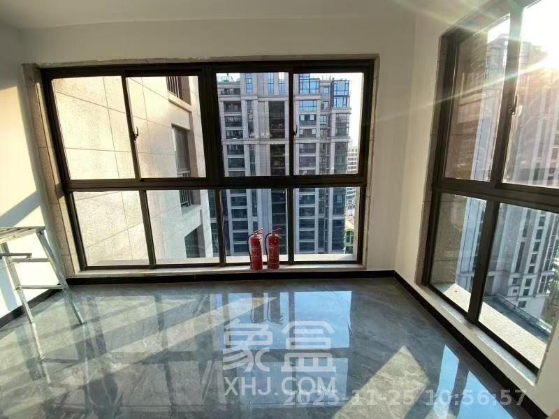 明昇壹城（明昇时代广场）一期  4室2厅2卫    4000.0元/月室内图