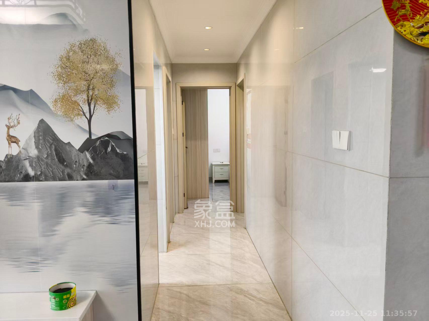 和润园三期 3室2厅1卫 2700.0元/月 和润园三期 3室2厅1卫 2700.0元/月室内图