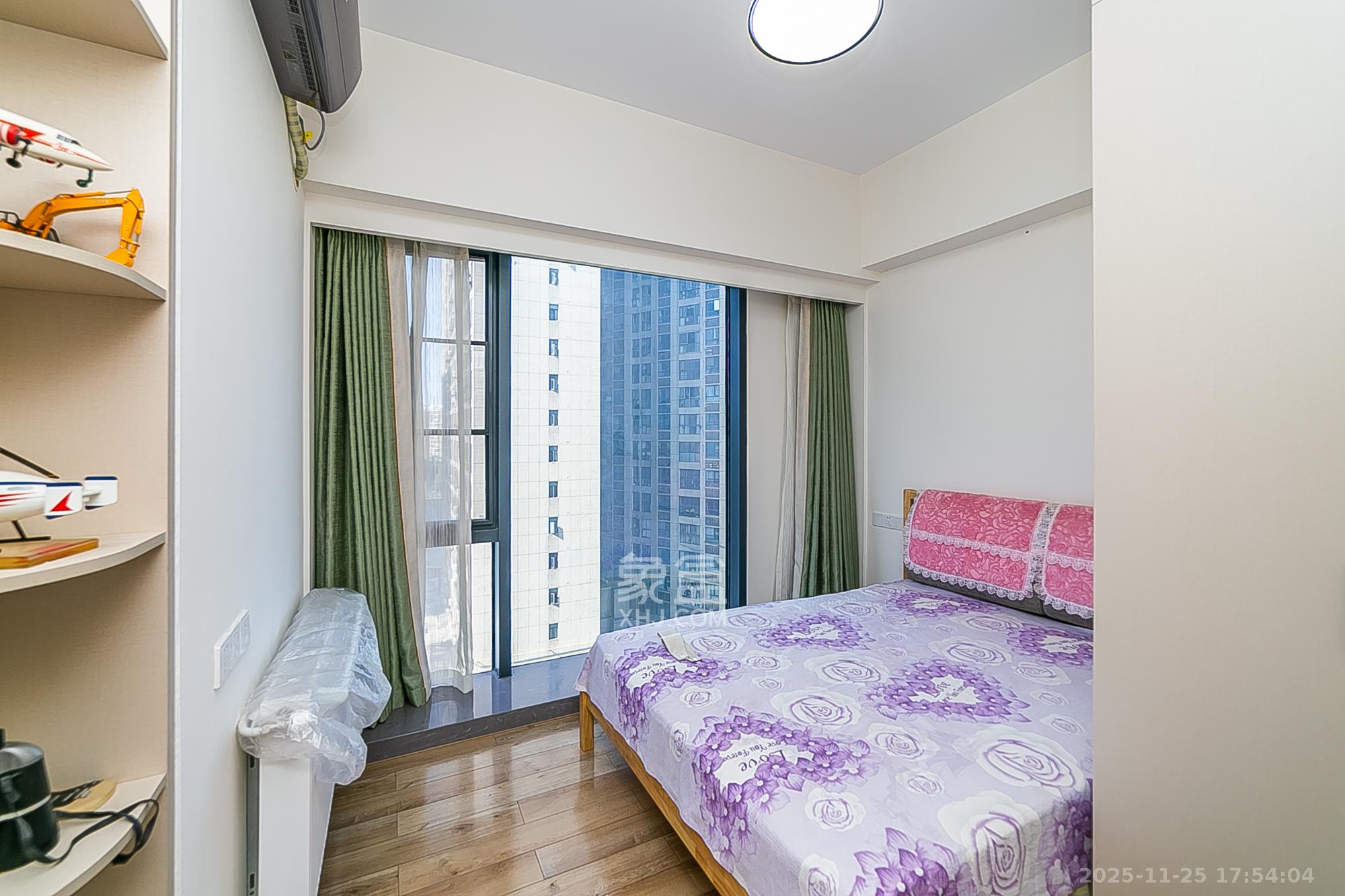 万润时光里  2室1厅1卫    51.0万卧室