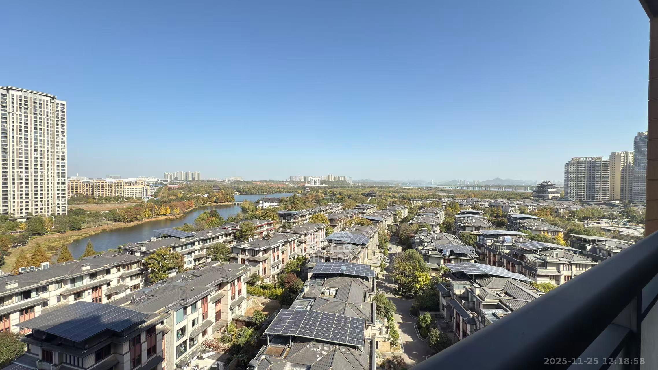 五矿万境水岸  3室2厅2卫    69.8万