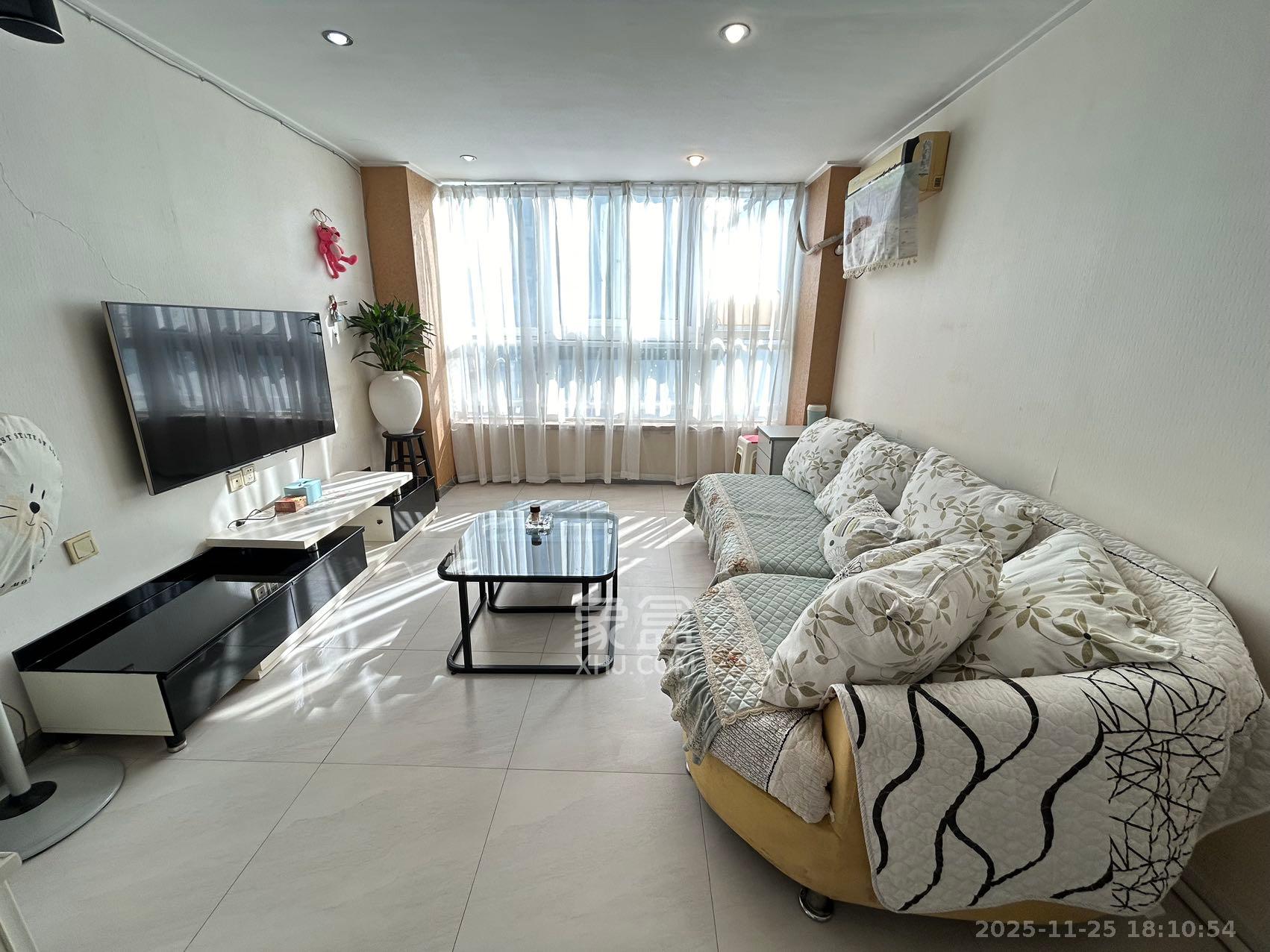 他城（天鸿时代公寓）  1室1厅1卫    1500.0元/月