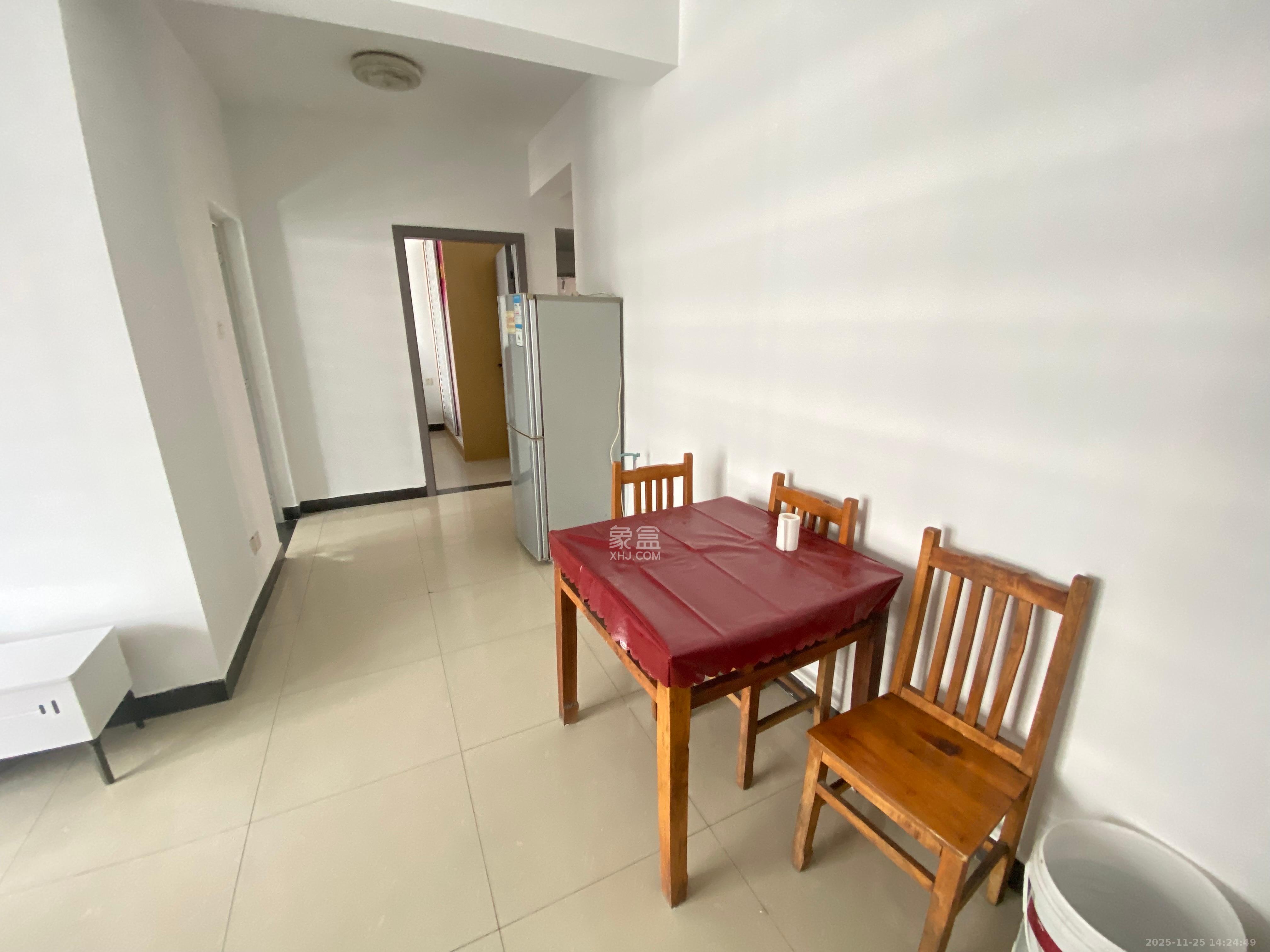 福满新城（新天安置小区）  2室1厅1卫    1700.0元/月室内图