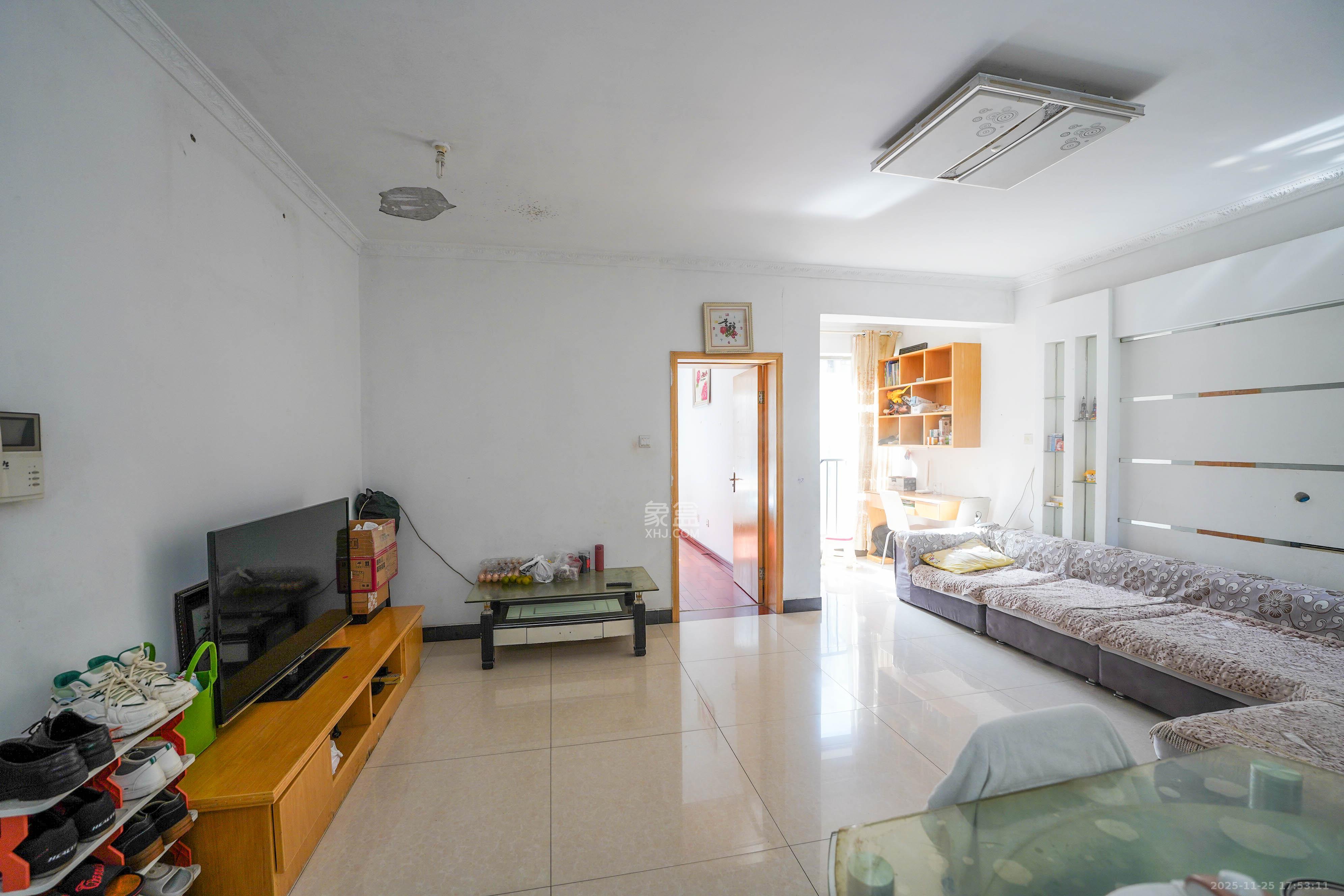 怡海星城  2室2厅1卫    38.0万