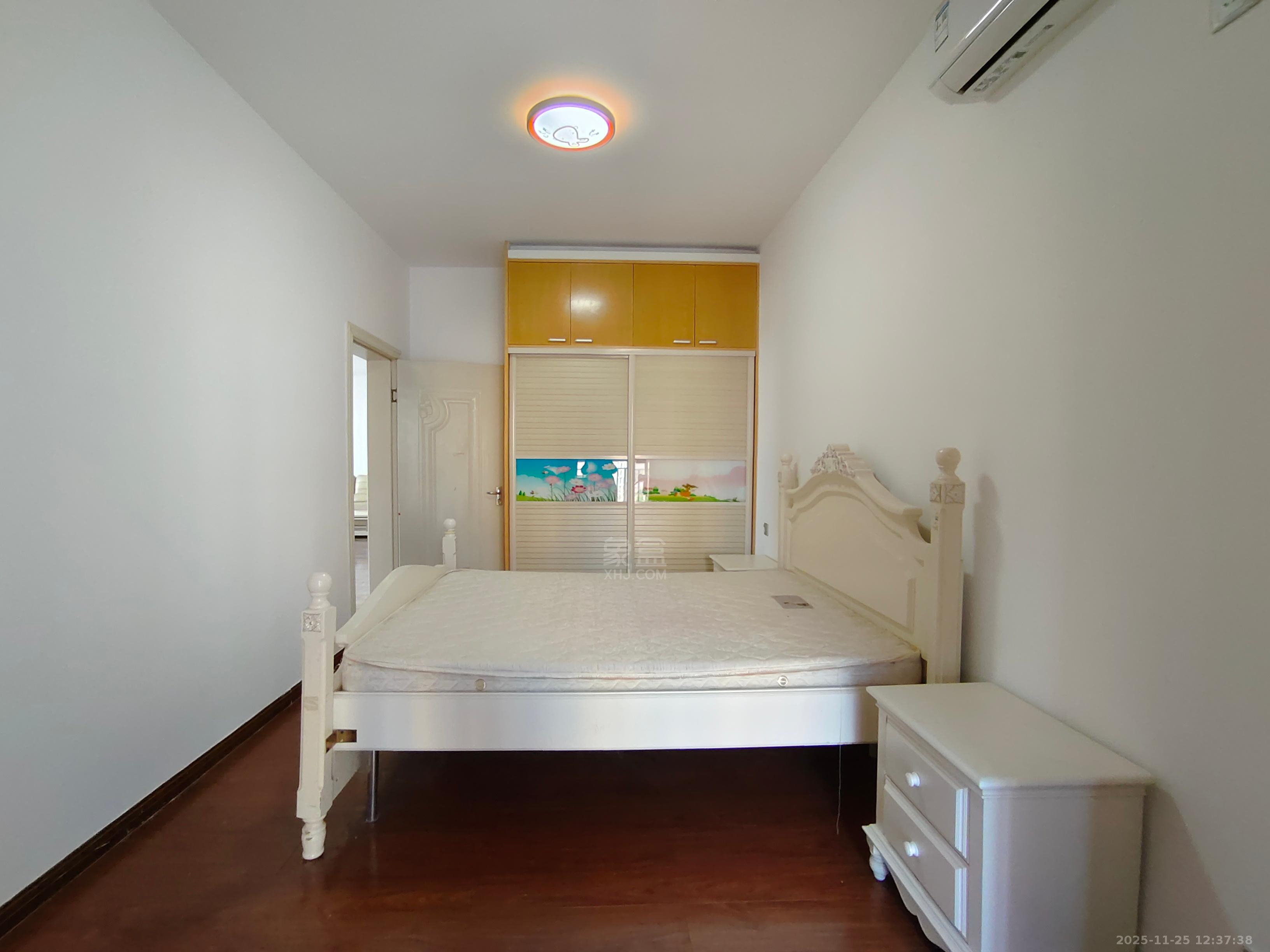 新城首座 3室2厅2卫 1600.0元/月 新城首座 3室2厅2卫 1600.0元/月室内图